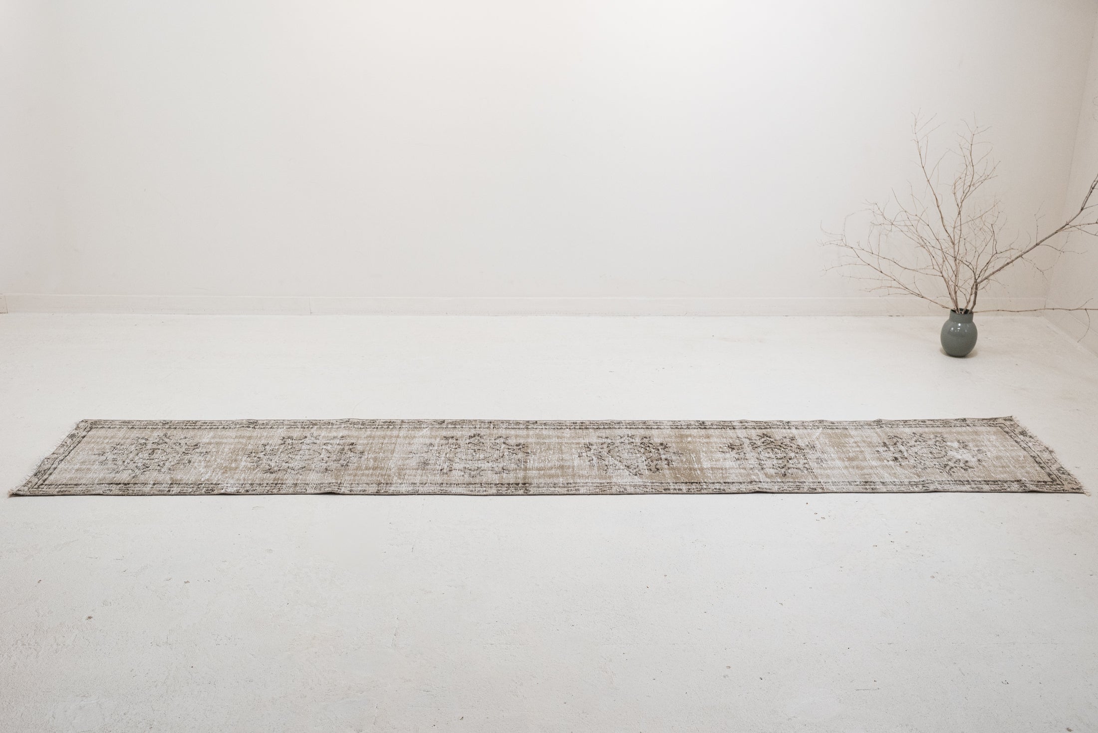 2'1 x 11'10 | R-4695