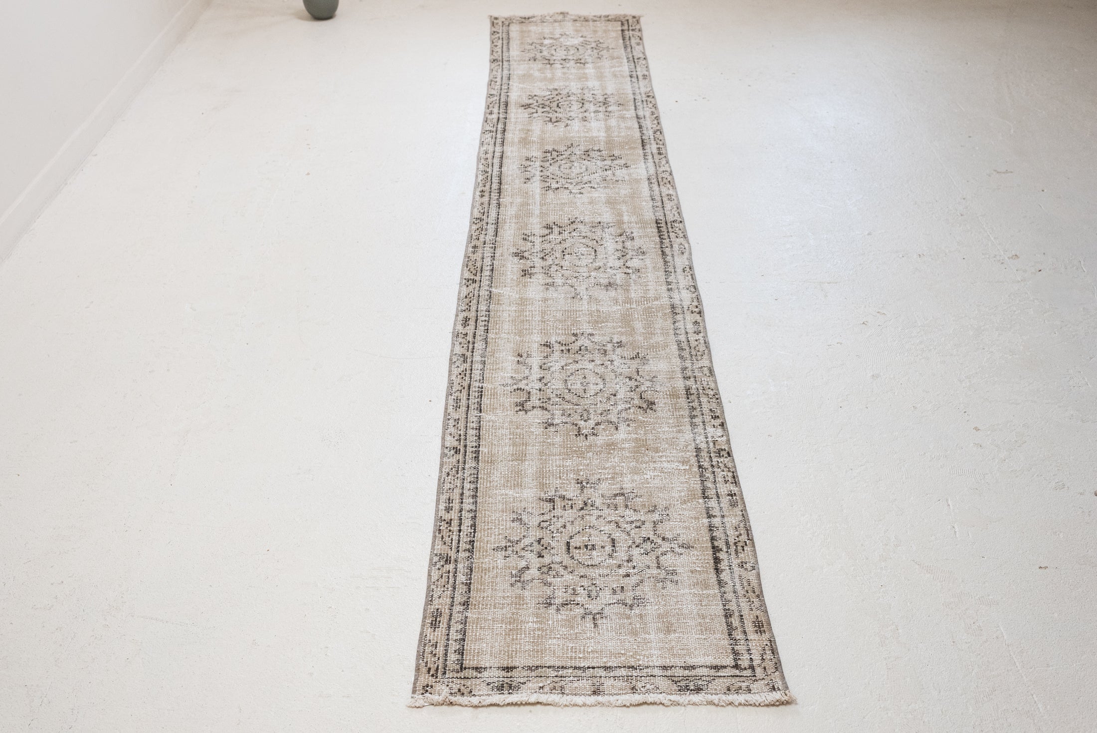 2'1 x 11'10 | R-4695