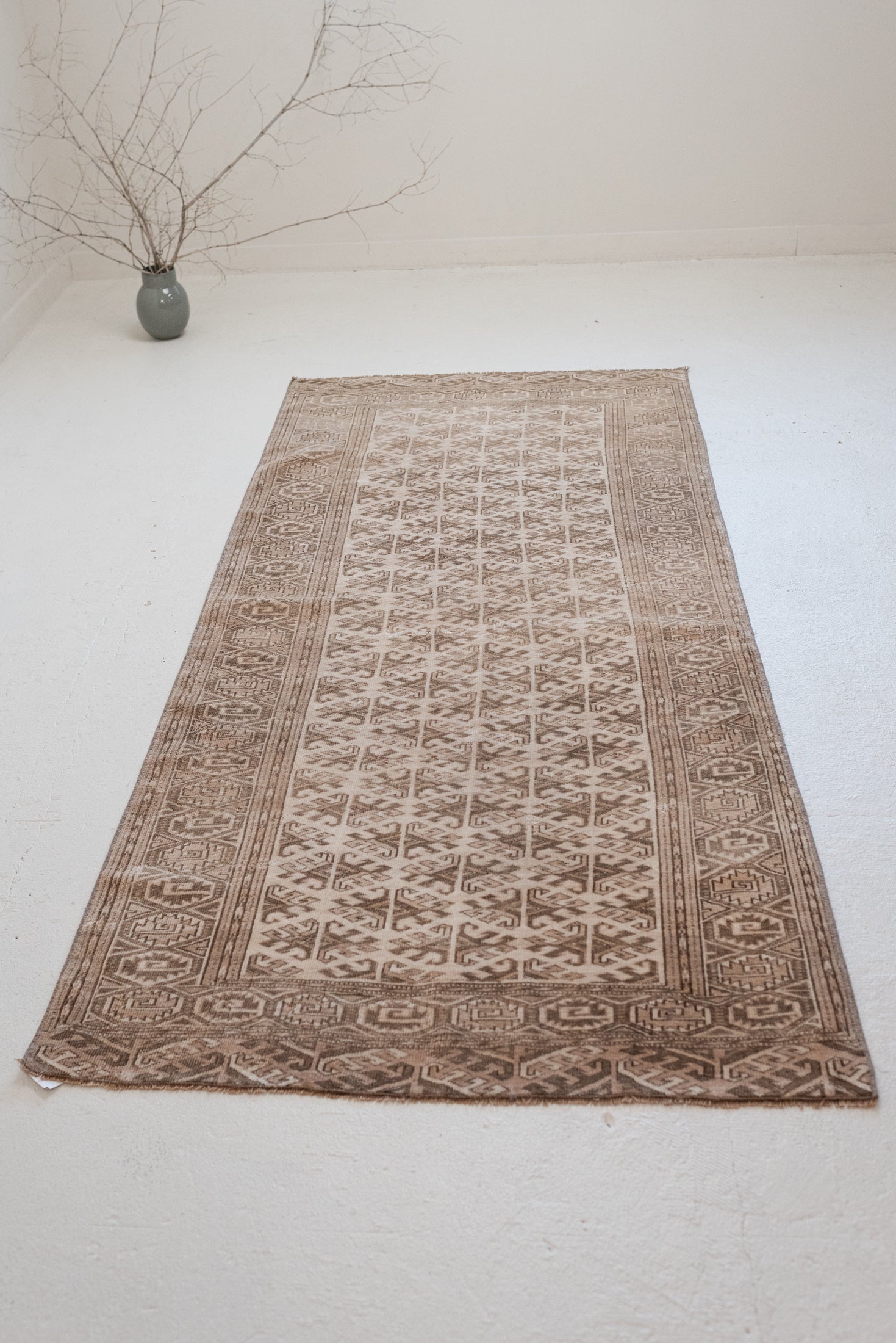 3'6 x 8'2 | Vintage Ivory Runner | R-3706