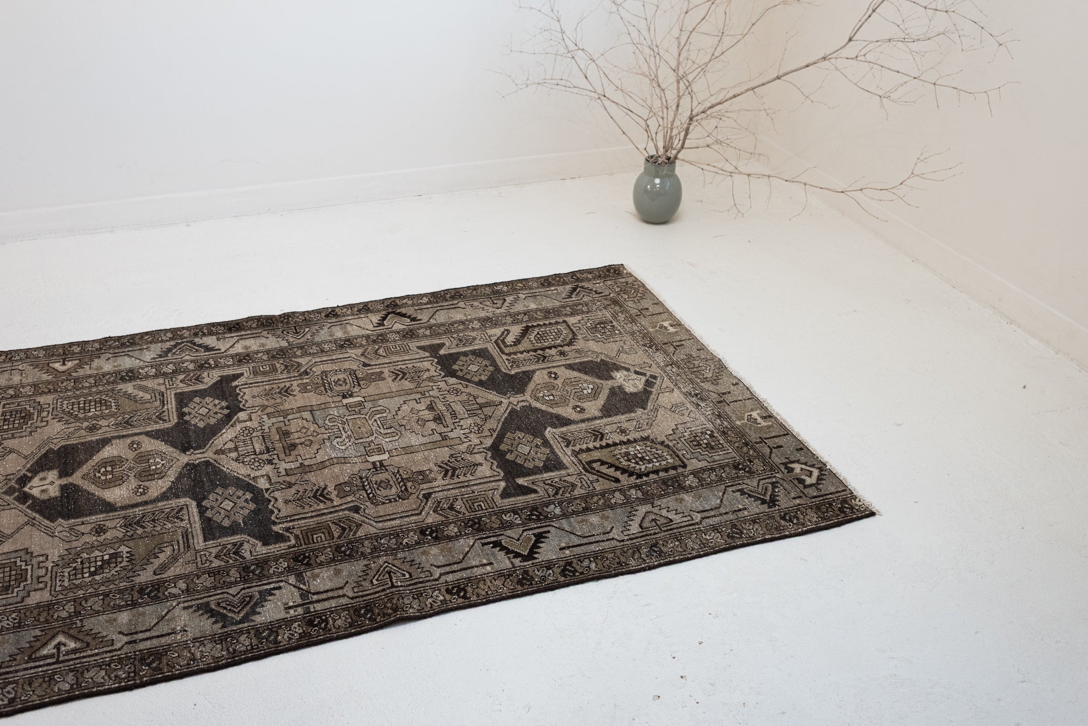 4'2 x 6'2 | Medium Espresso Malayer Rug | CE-W-3430