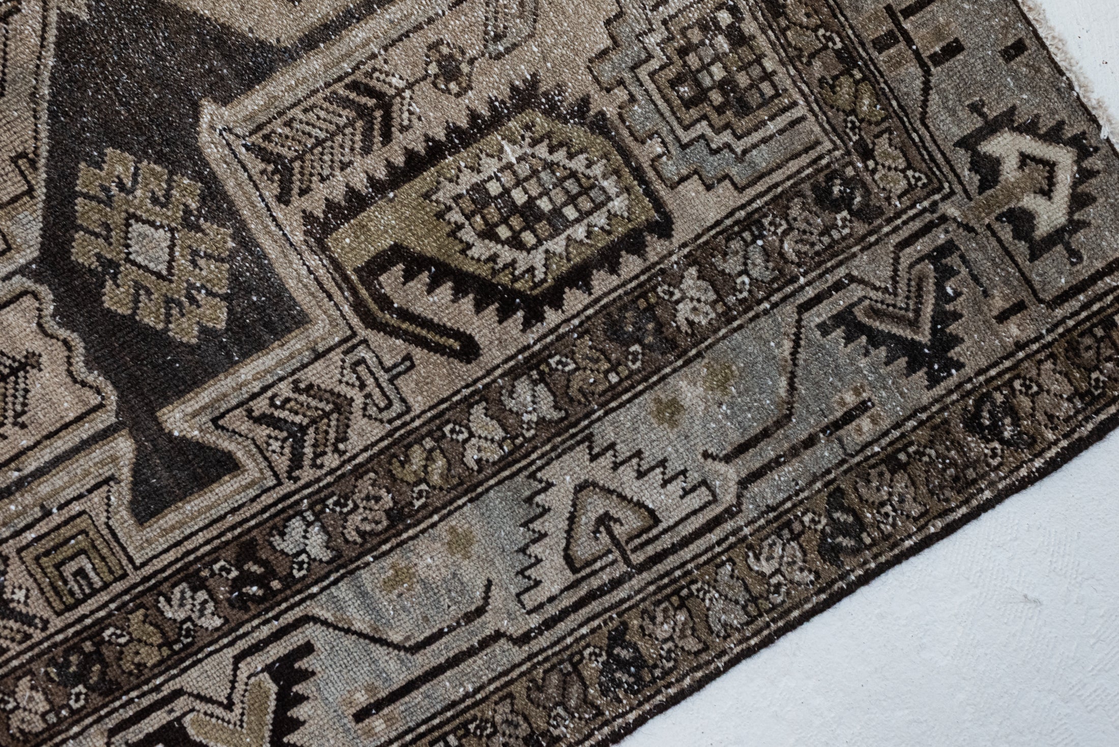 4'2 x 6'2 | Medium Espresso Malayer Rug | CE-W-3430