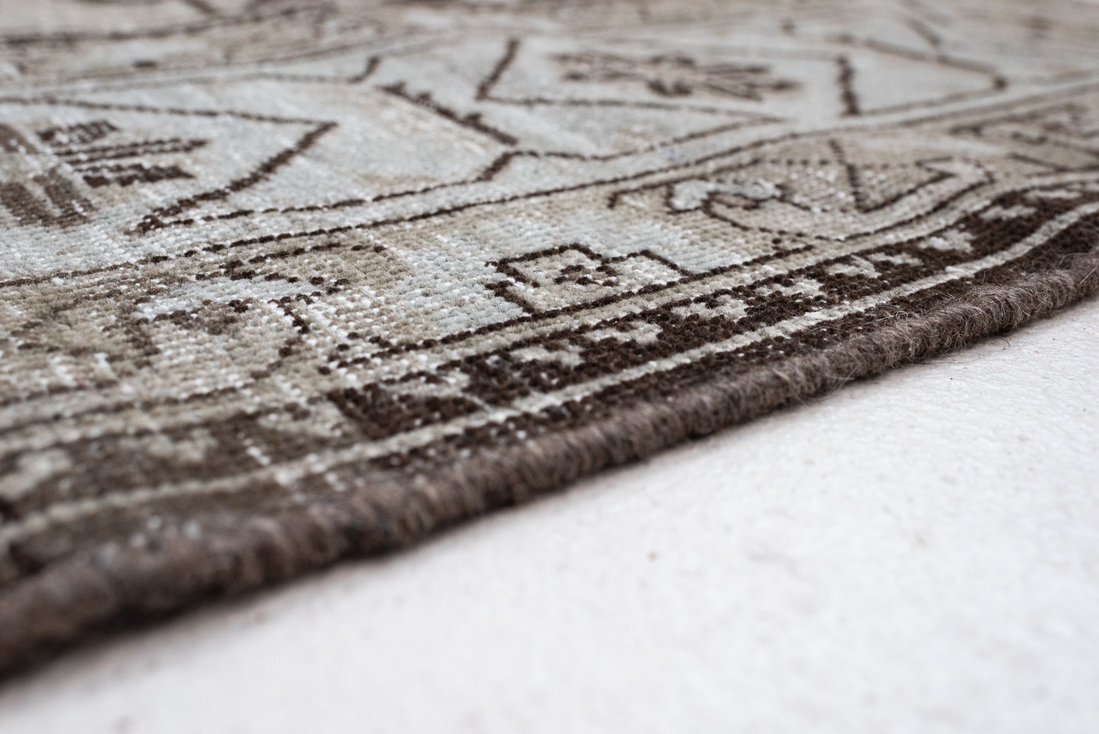 8'10 x 11'2 | CE-D-3381