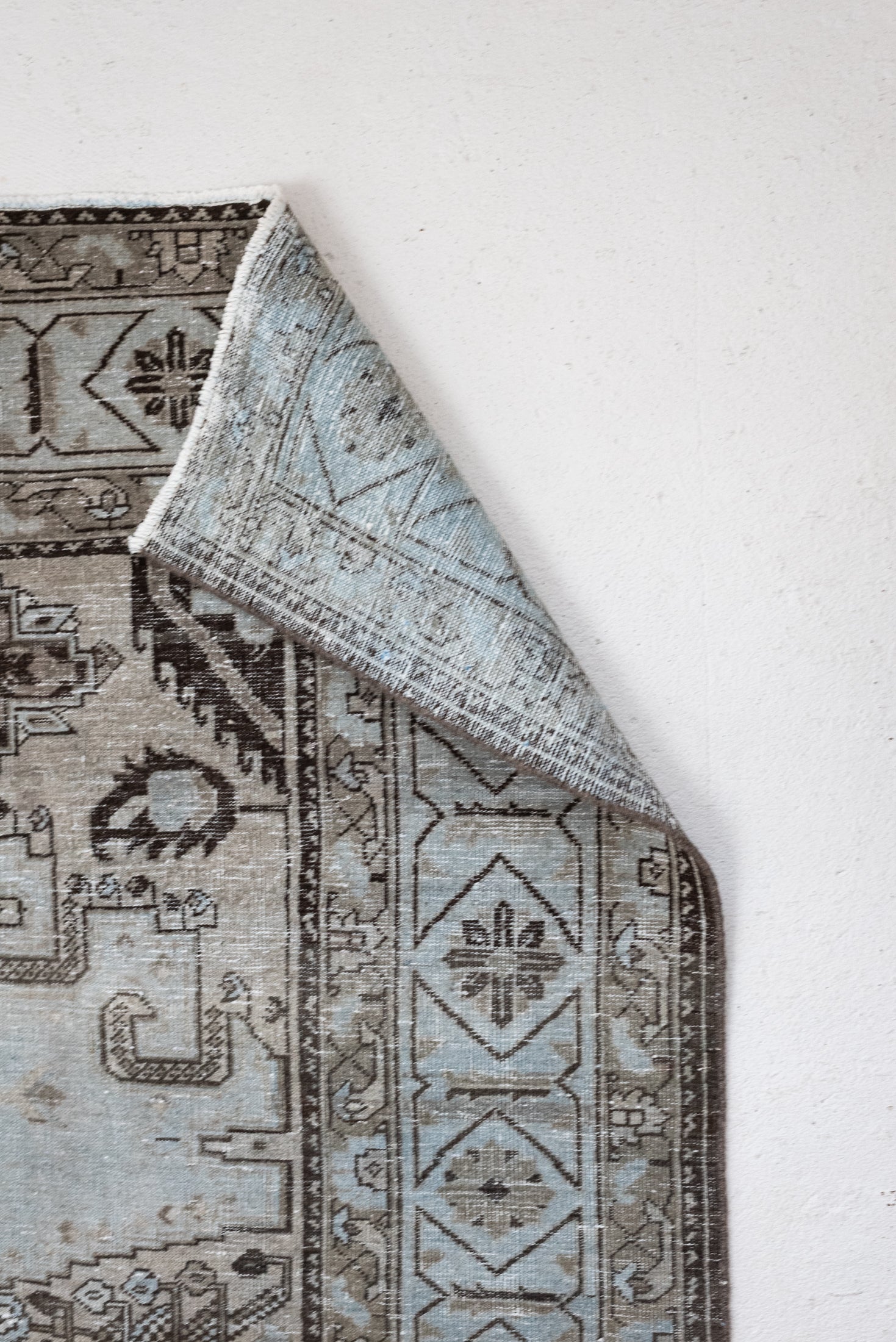 8'10 x 11'2 | CE-D-3381