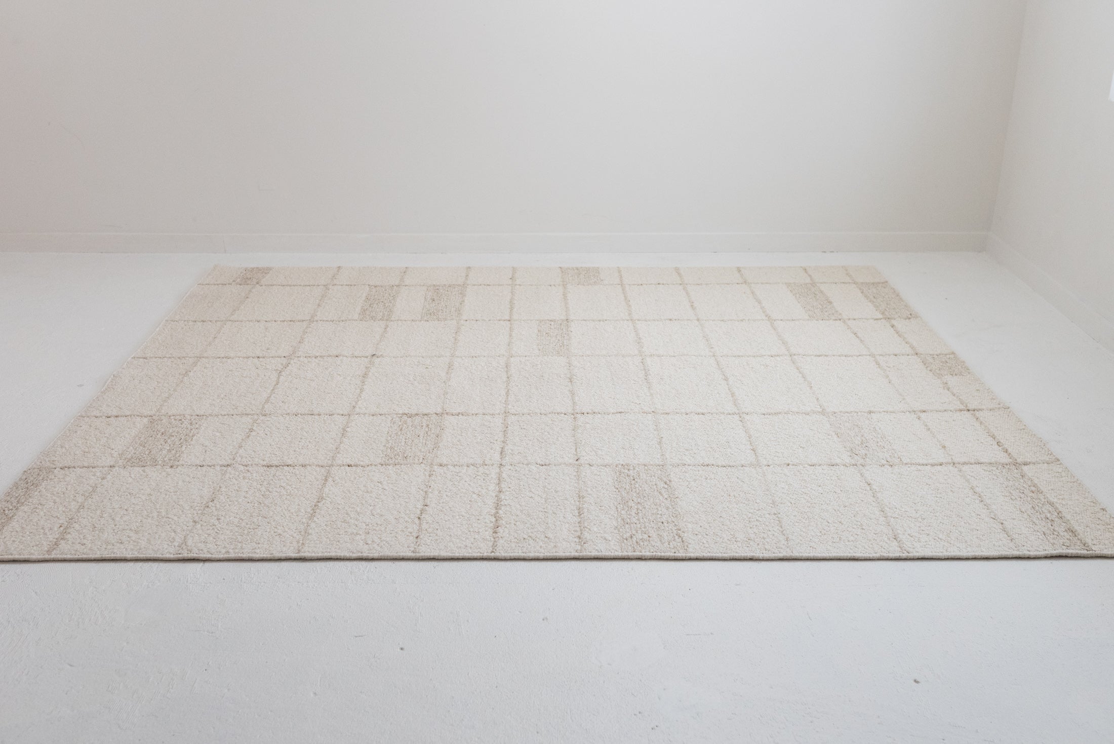 8&#39;0 x 9&#39;10 | Chunky Wool Rug | L-2868 | Also Available in Custom Sizes