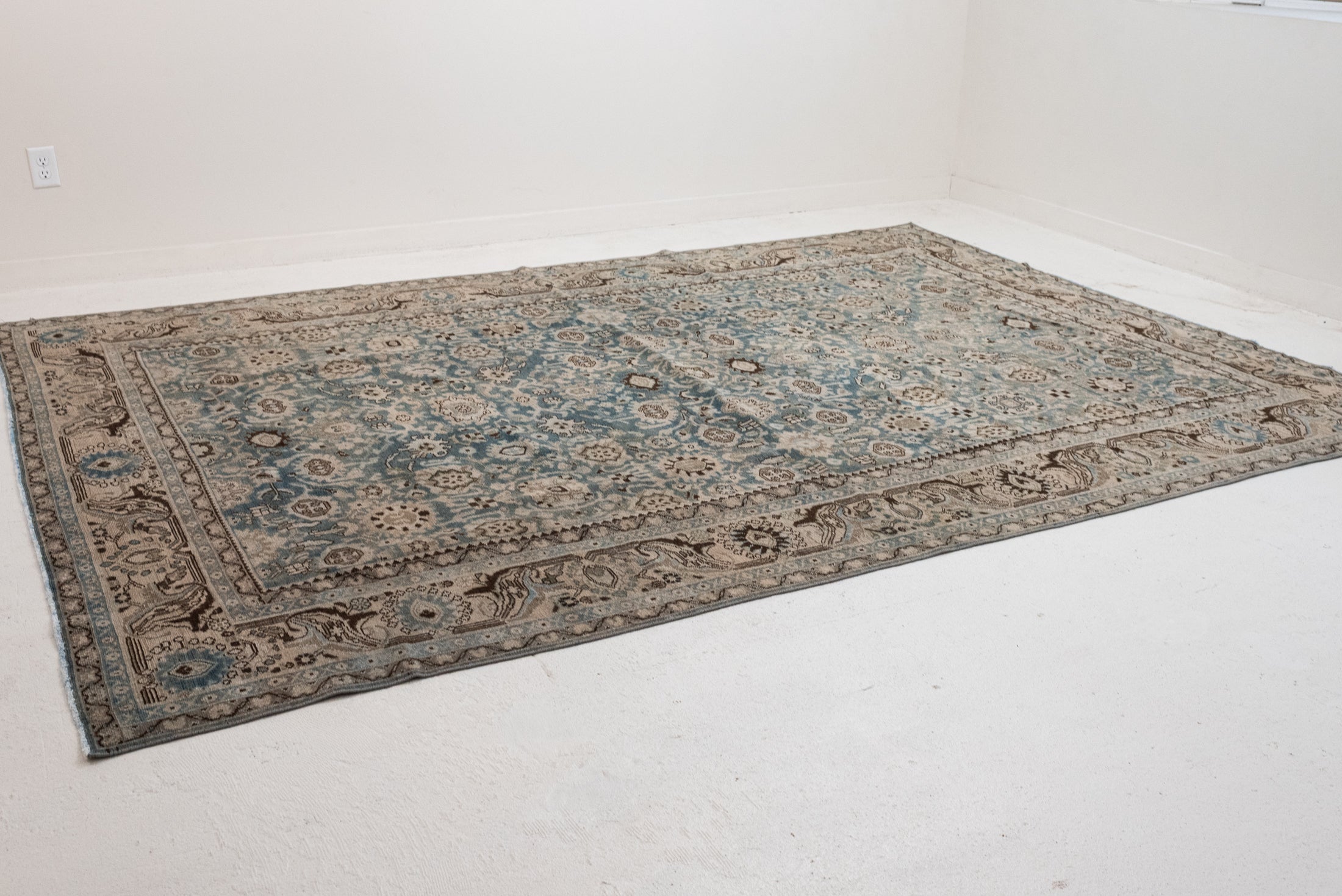7'7 x 10'6 | Large 1930s Malayer Rug | CE-V-3383