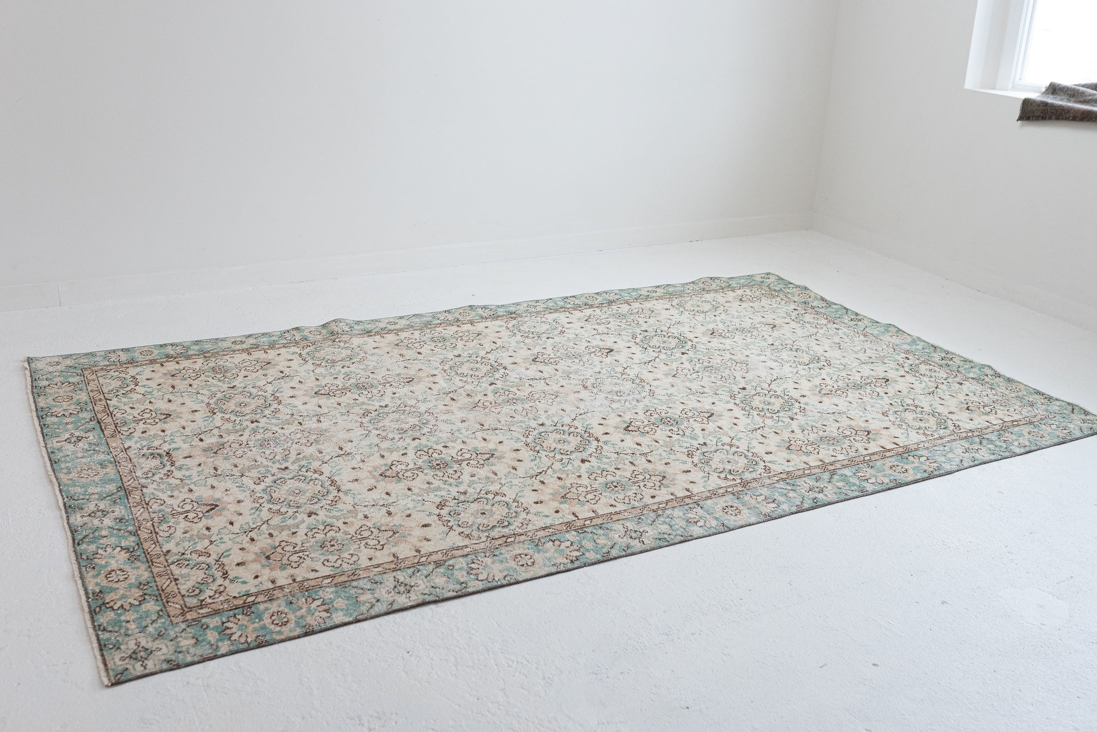 6&#39;2 x 10&#39;0 | Muted Aqua Large Vintage Rug | C-2808