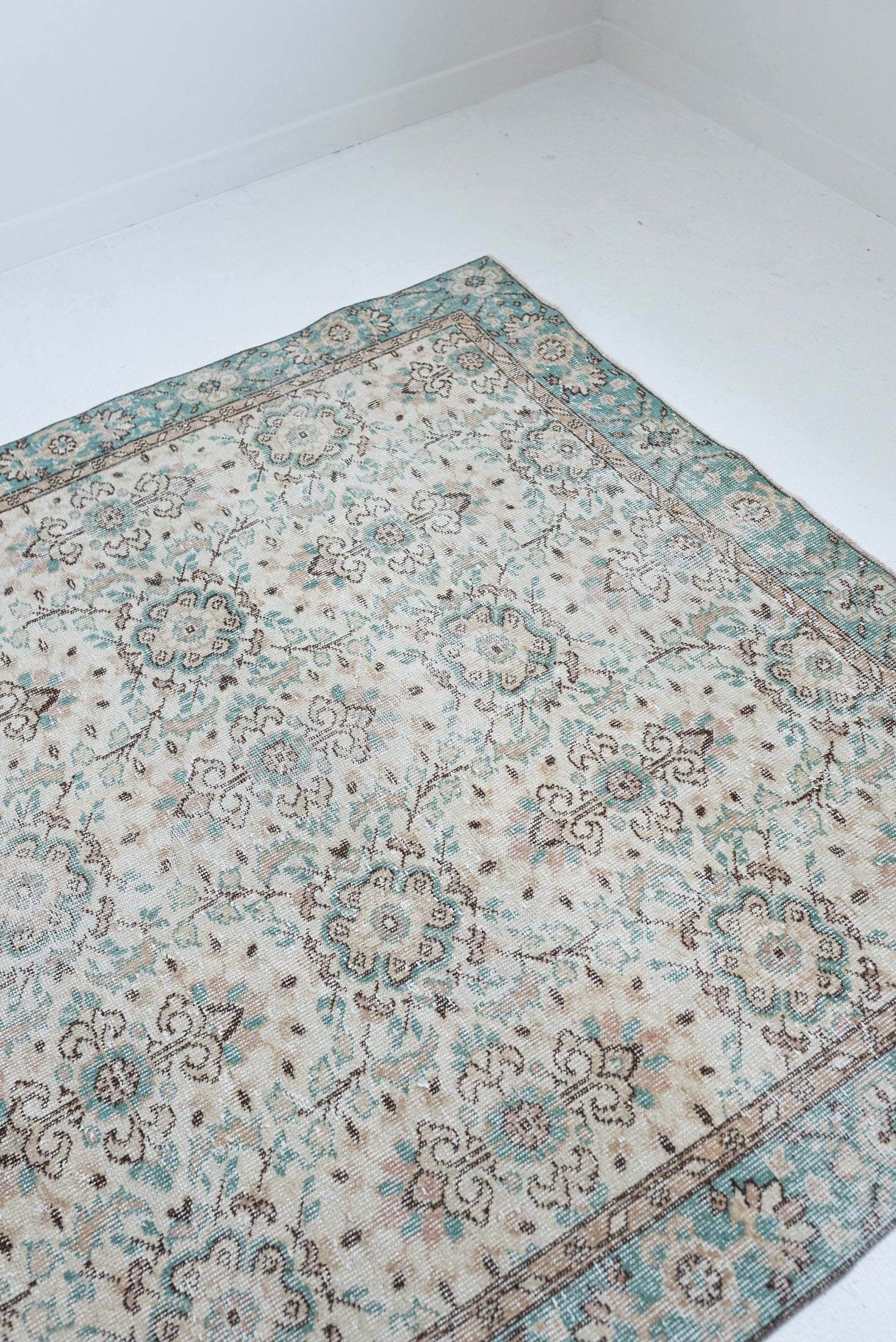 6&#39;2 x 10&#39;0 | Muted Aqua Large Vintage Rug | C-2808