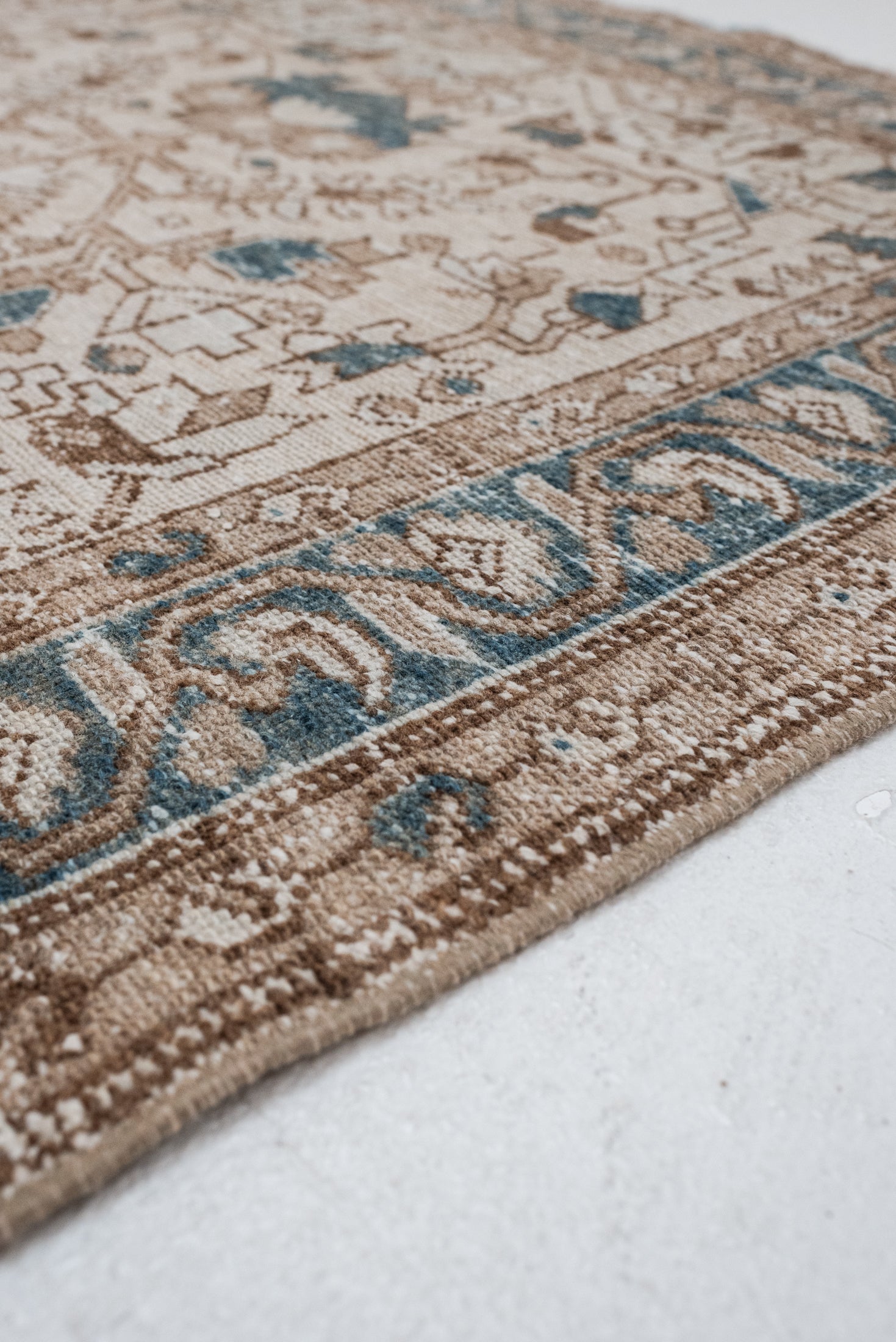 4'0 x 6'9 | CE-W-3470