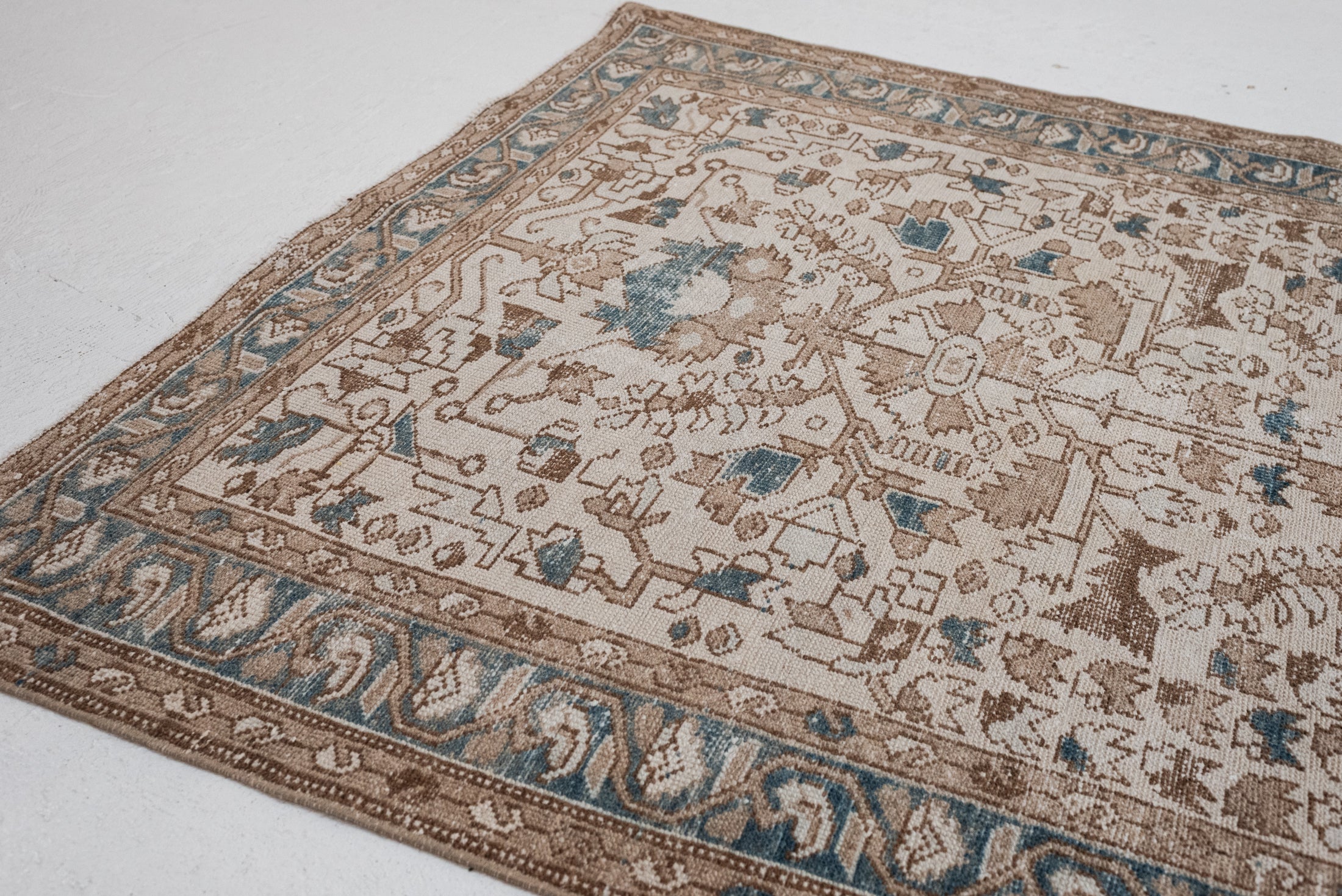 4'0 x 6'9 | CE-W-3470