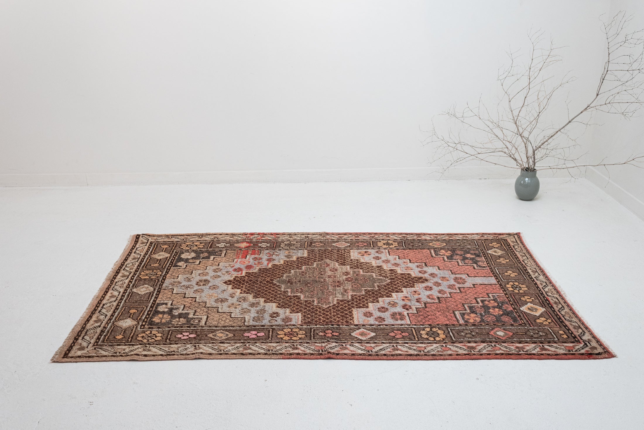 4'4 x 7'2 | CE-W-3359