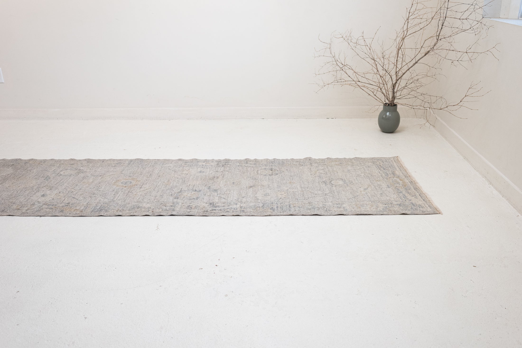 2'8 x 13'6 | CS-R-3802