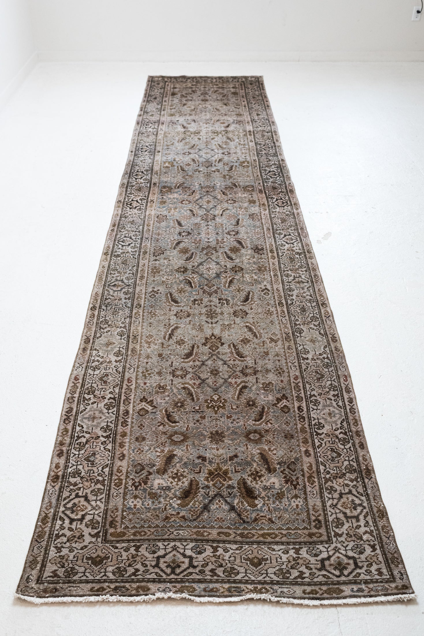 3'3 x 15'10 | CS-R-4730