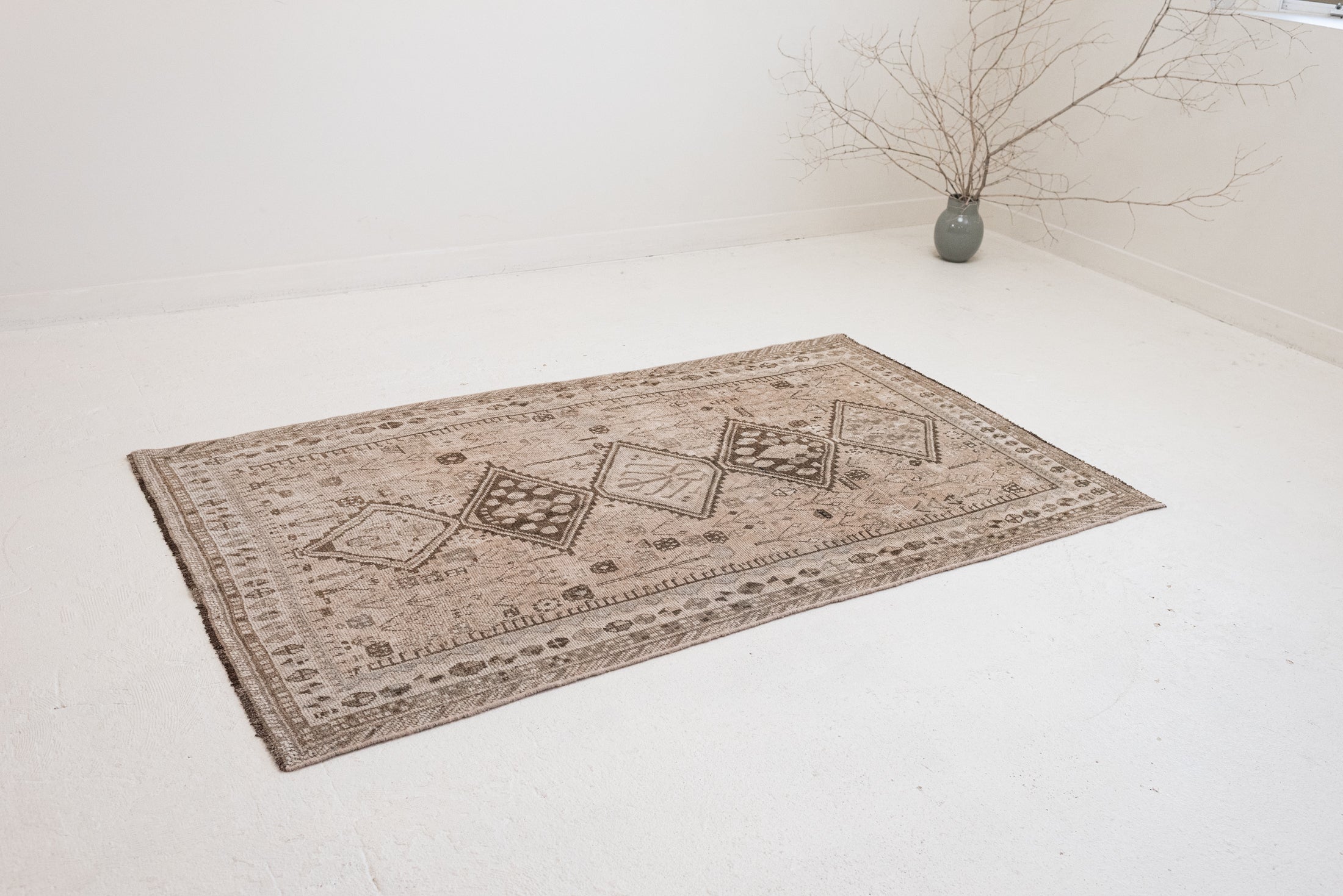 3'9 x 6'2 | CE-W-3444