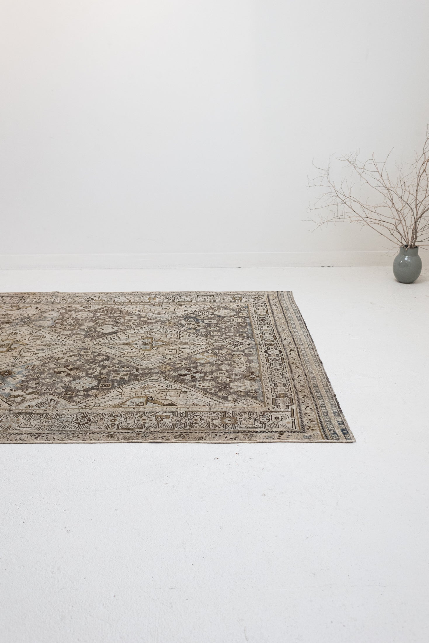 5'5 x 8'4 | CE-B-3356