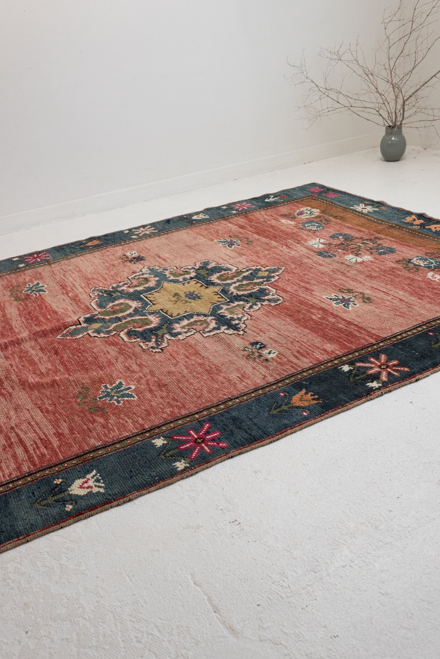 6'5 X 8'10 | Large Colorful Vintage Oushak | C-3726