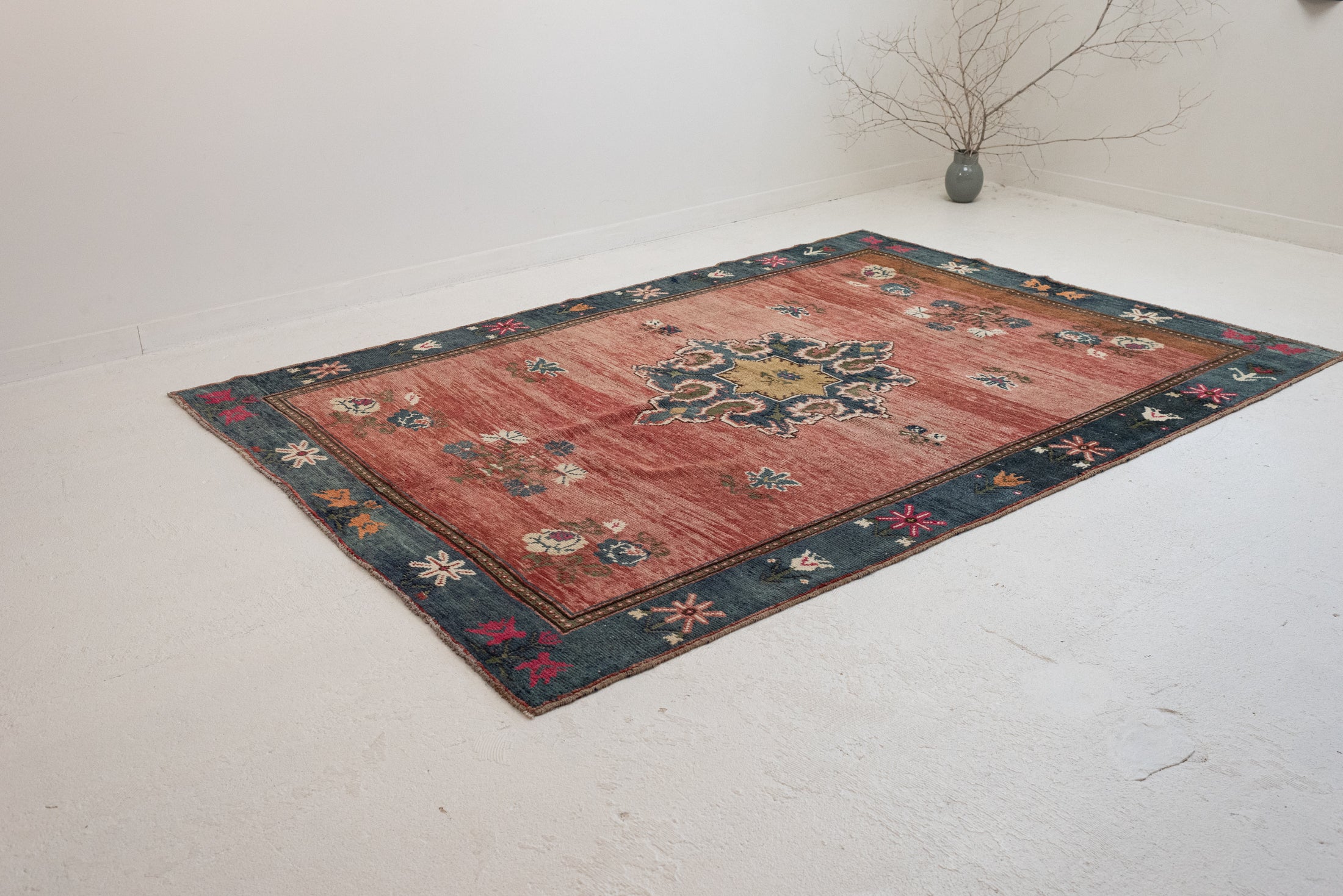 6'5 X 8'10 | Large Colorful Vintage Oushak | C-3726