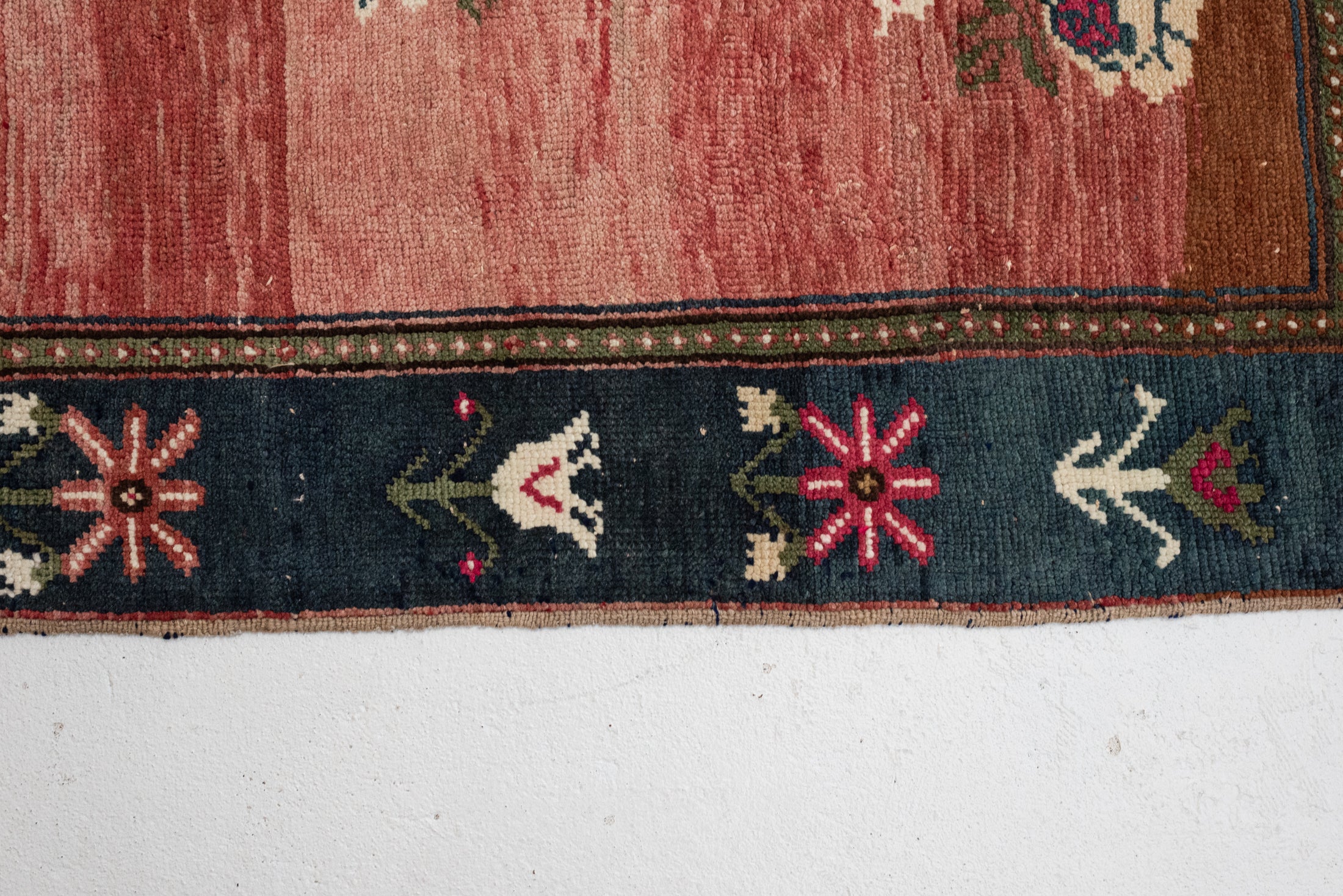 6'5 X 8'10 | Large Colorful Vintage Oushak | C-3726