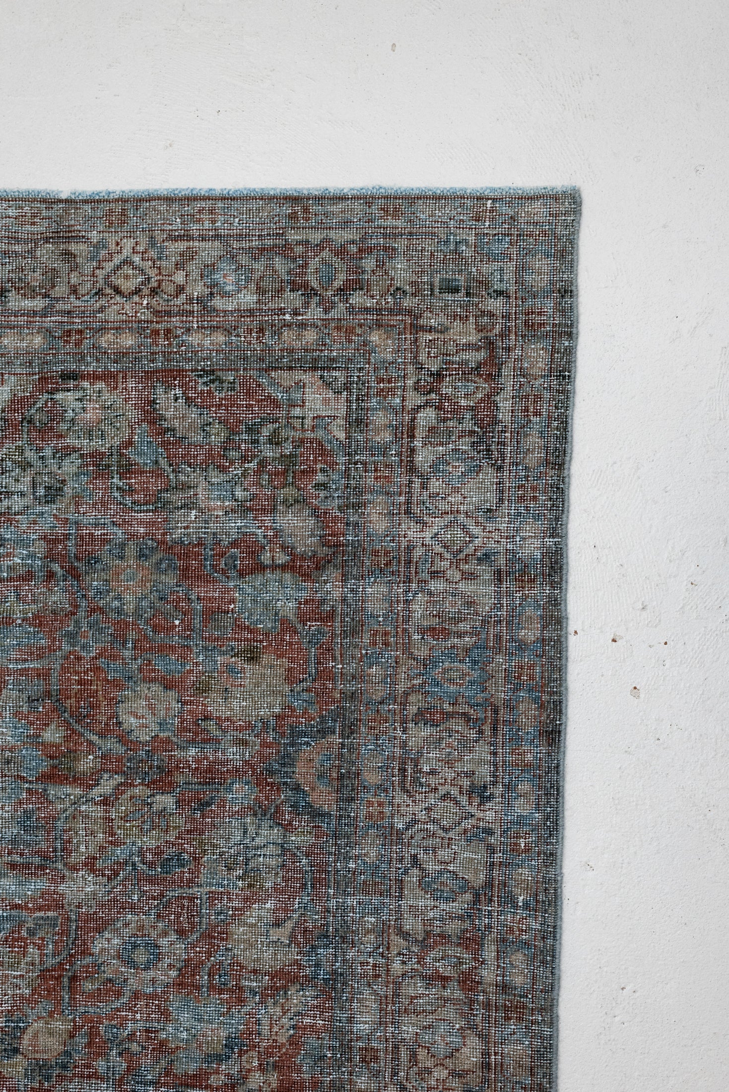 5'0 x 7'9 | Large Distressed Mahal | CE-B-3358