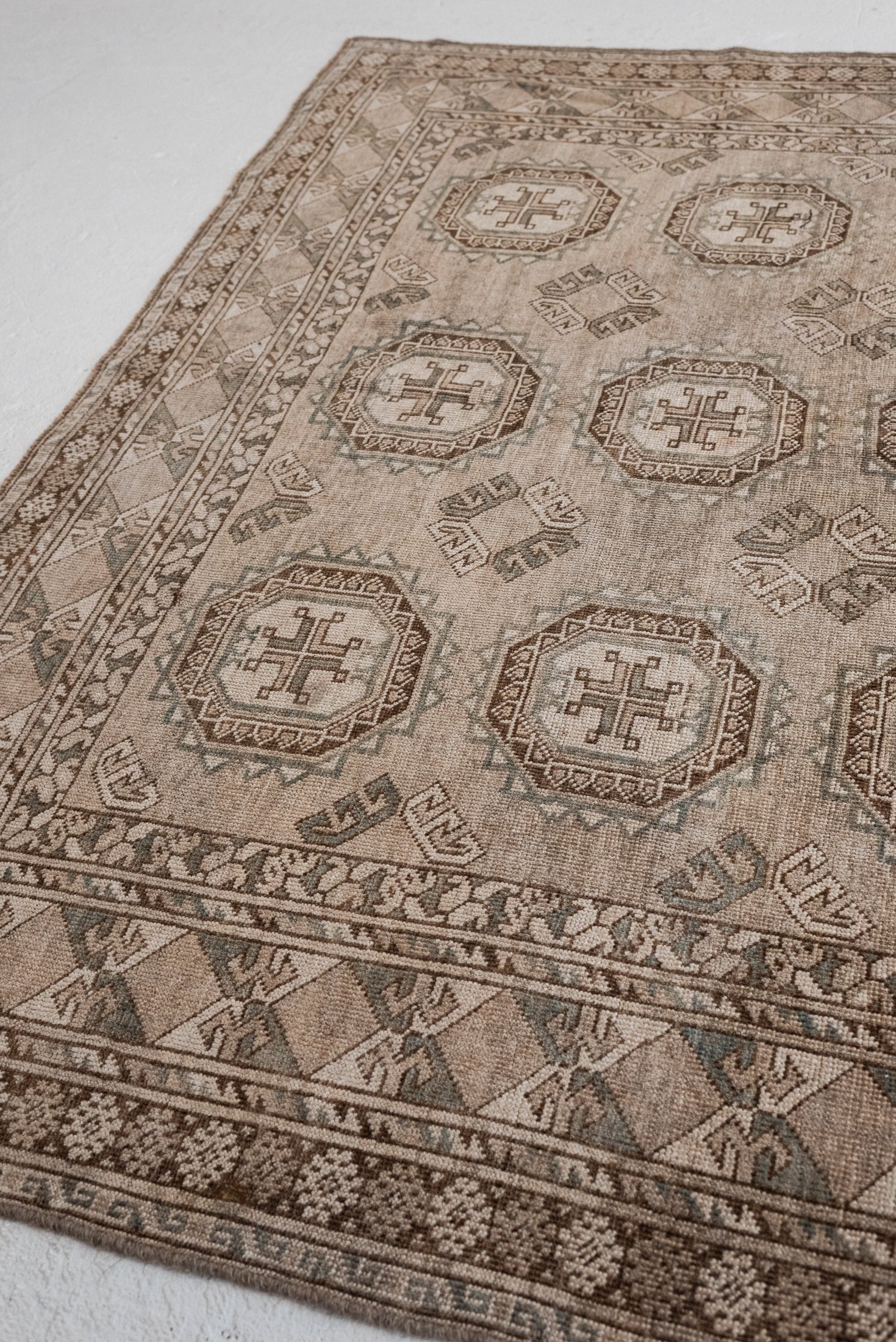 5'10 x 8'3 | CE-L-3357