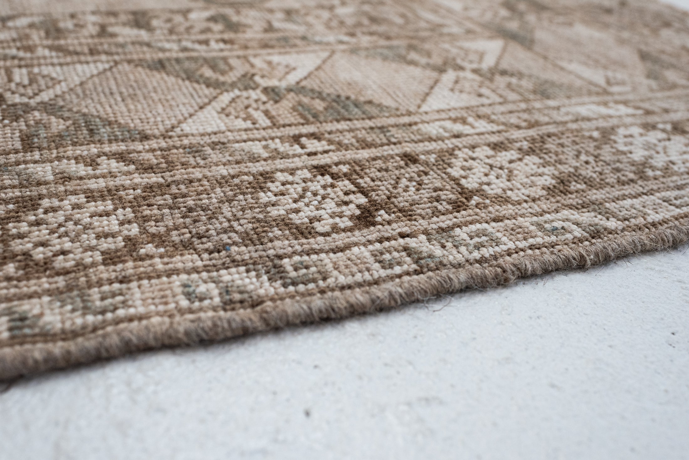 5'10 x 8'3 | CE-L-3357