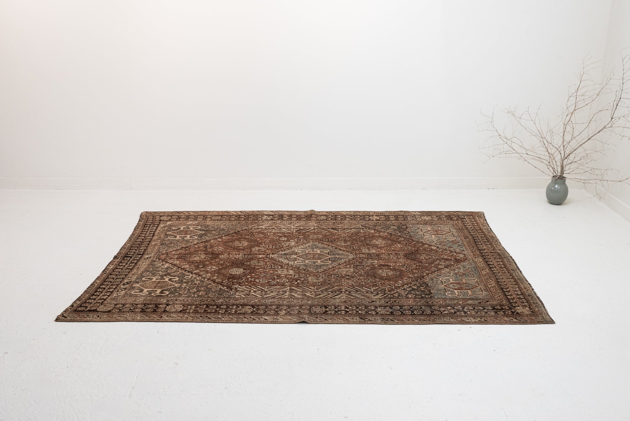 5'6 x 7'9 | Classic 1930s Shiraz | CE-B-3354