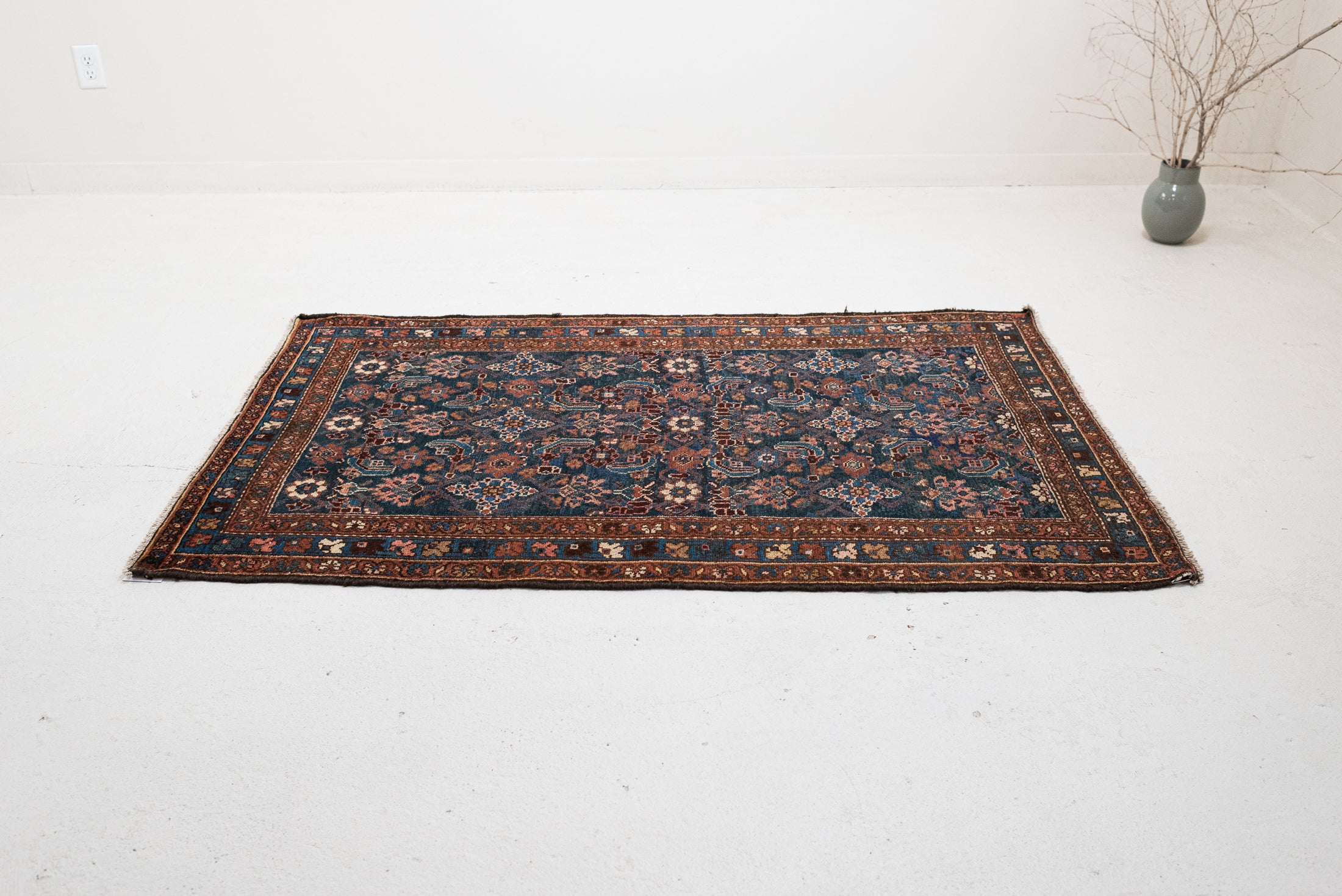 3'9 x 5'7 | CE-W-4761