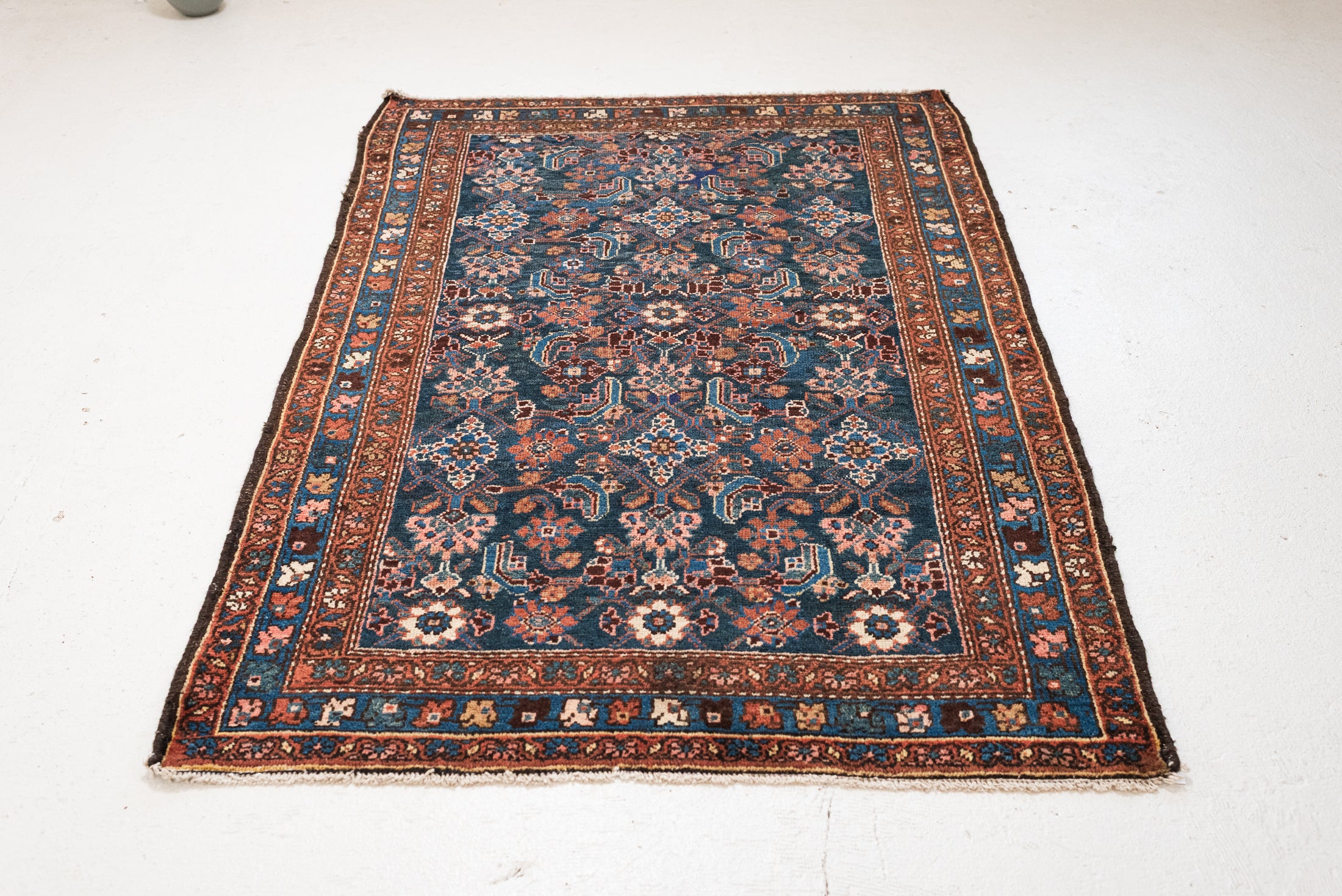 3'9 x 5'7 | CE-W-4761