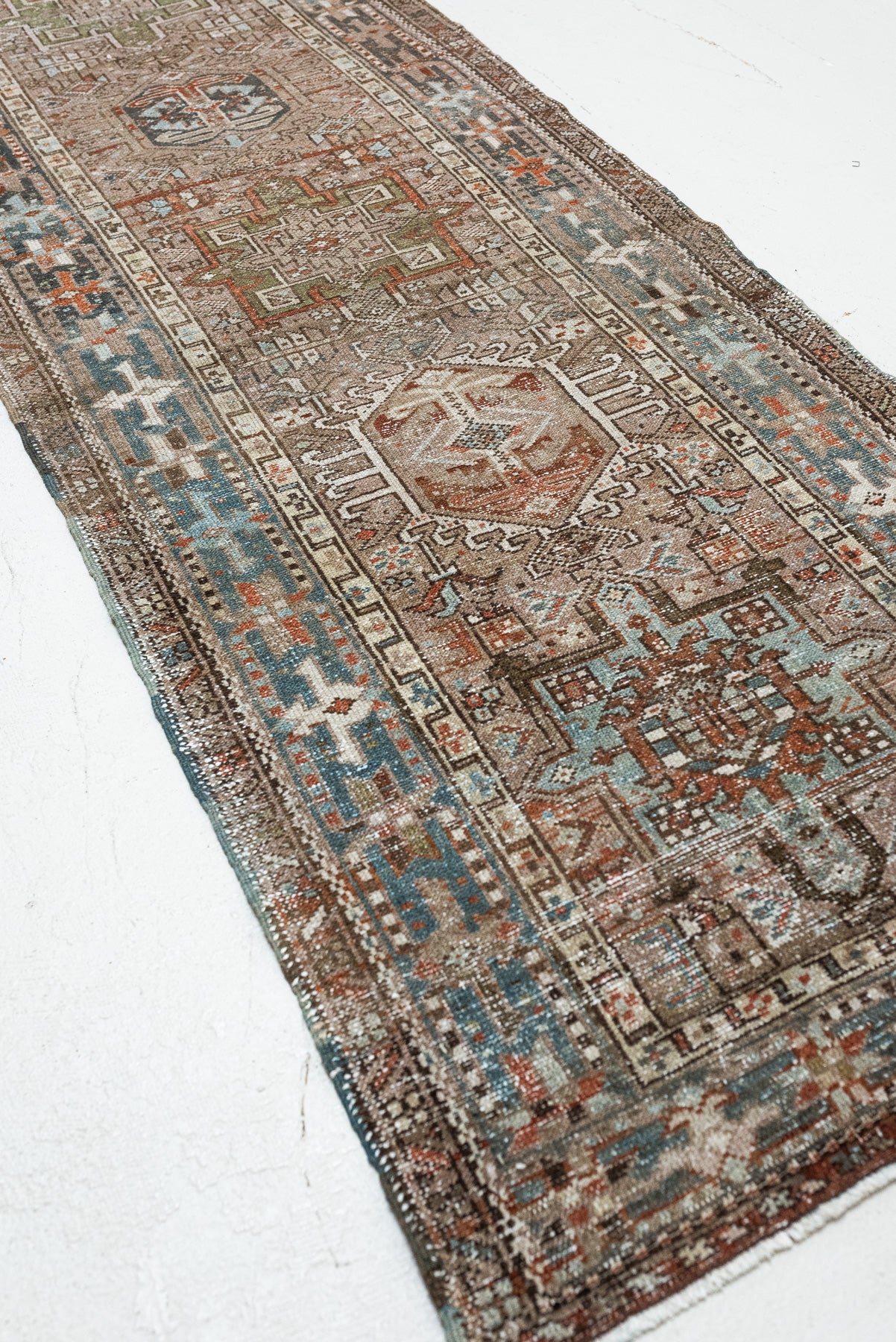 2&#39;10 x 10&#39;6 | Vintage Karaje | CE-R-2439