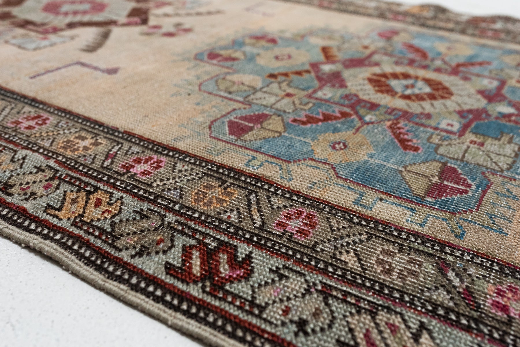 2&#39;10 x 9&#39; | Antique Runner | CE-R-2447