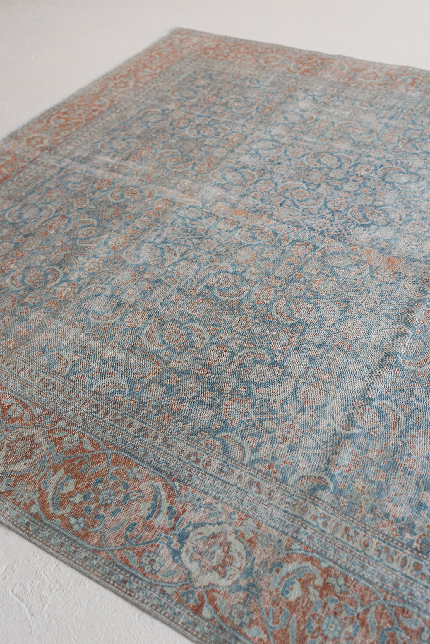 7&#39;1 x 10&#39;2 | Large Vintage Tabriz | Designers V-719