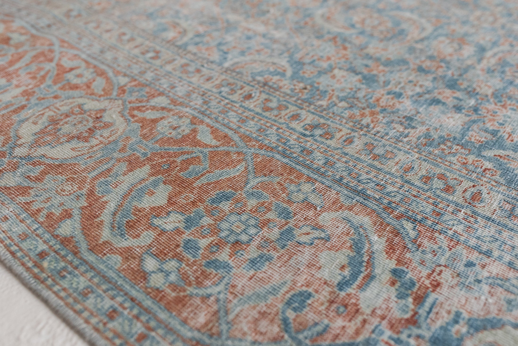 7&#39;1 x 10&#39;2 | Large Vintage Tabriz | Designers V-719