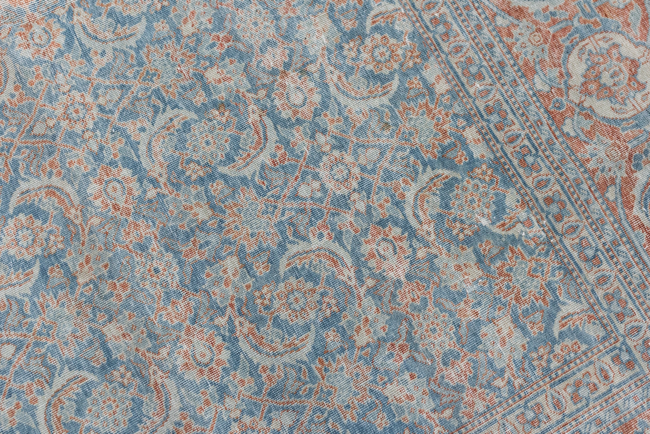 7&#39;1 x 10&#39;2 | Large Vintage Tabriz | Designers V-719