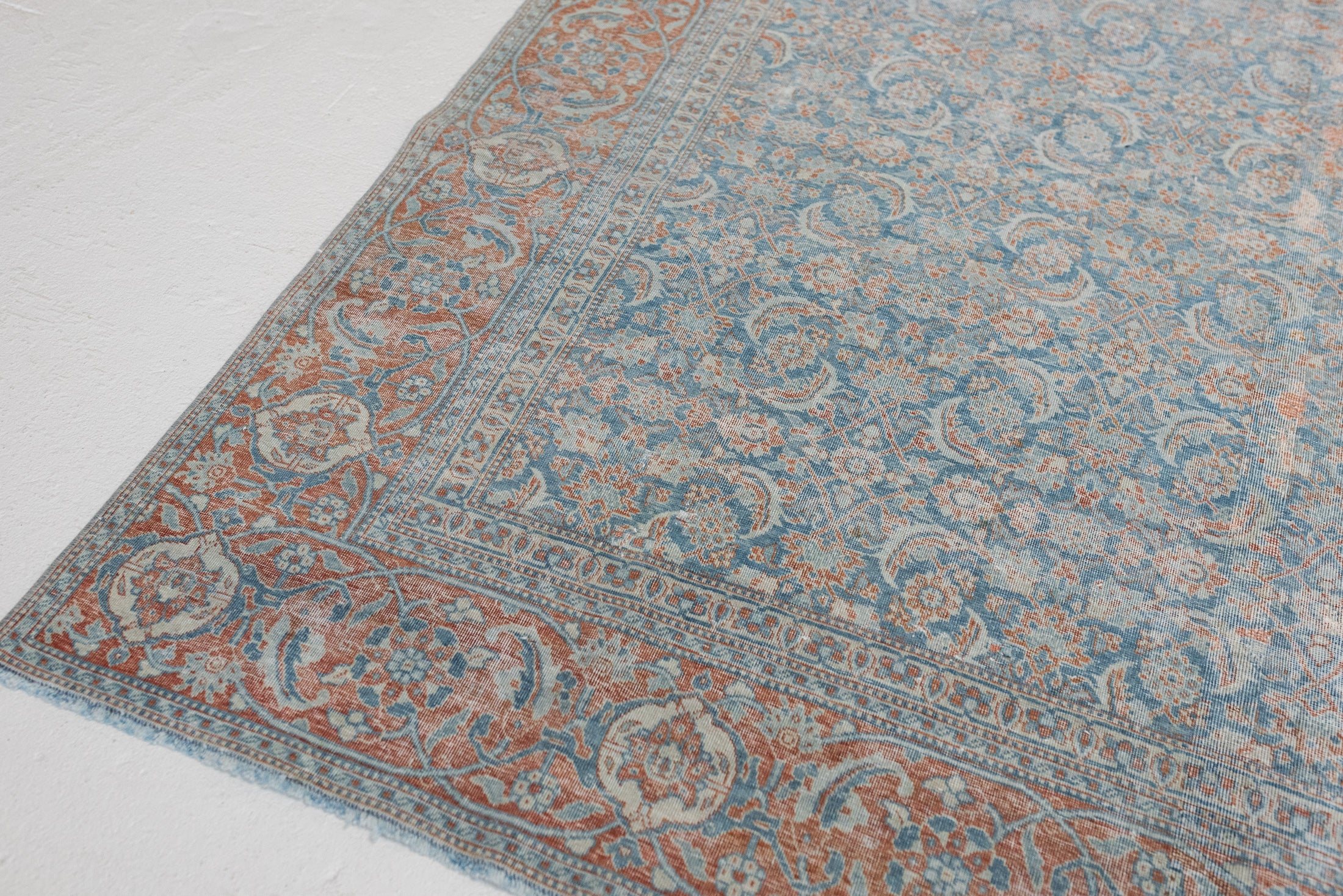 7&#39;1 x 10&#39;2 | Large Vintage Tabriz | Designers V-719