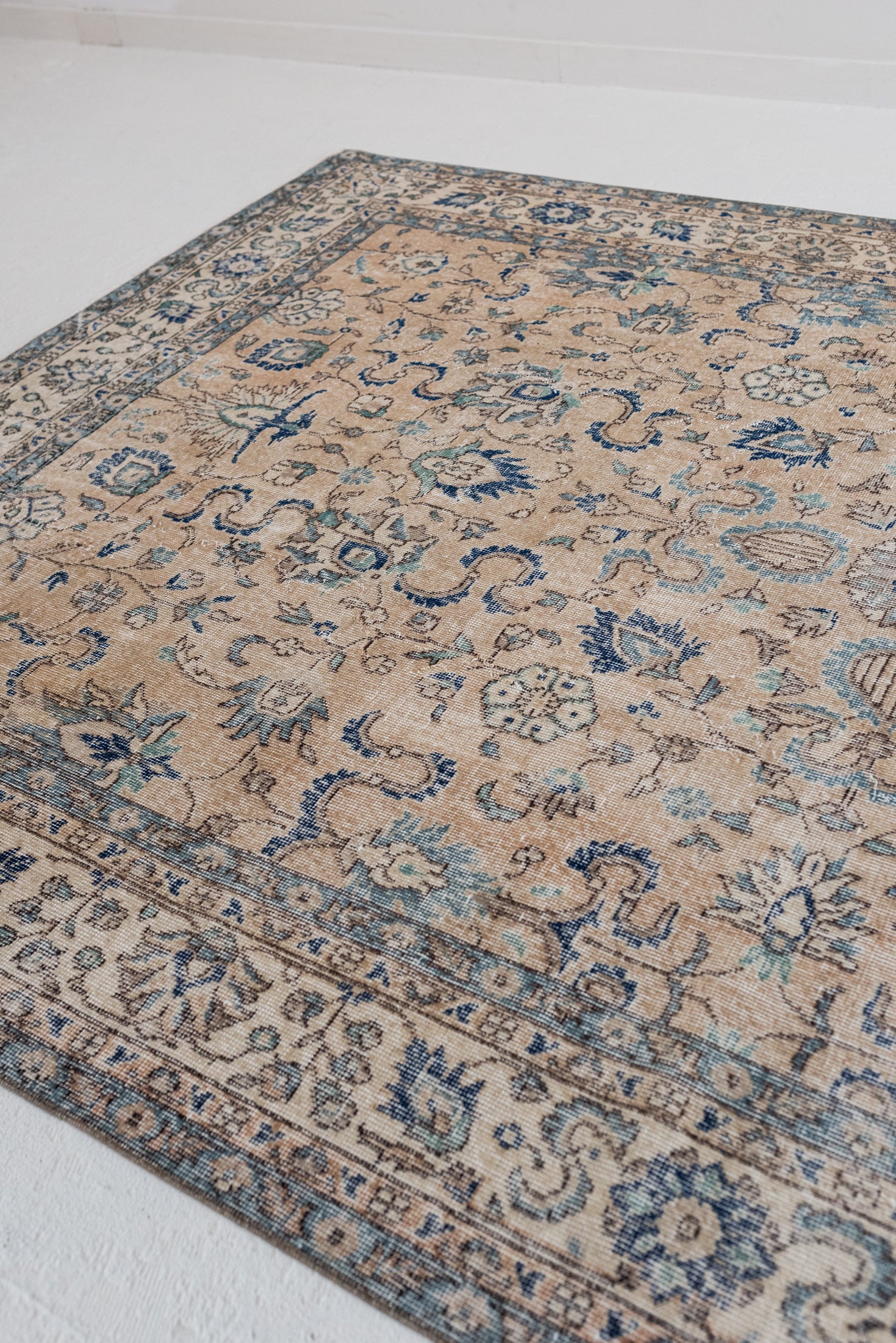 6&#39;9 x 10&#39;3 | Large Oushak Rug | S-2980