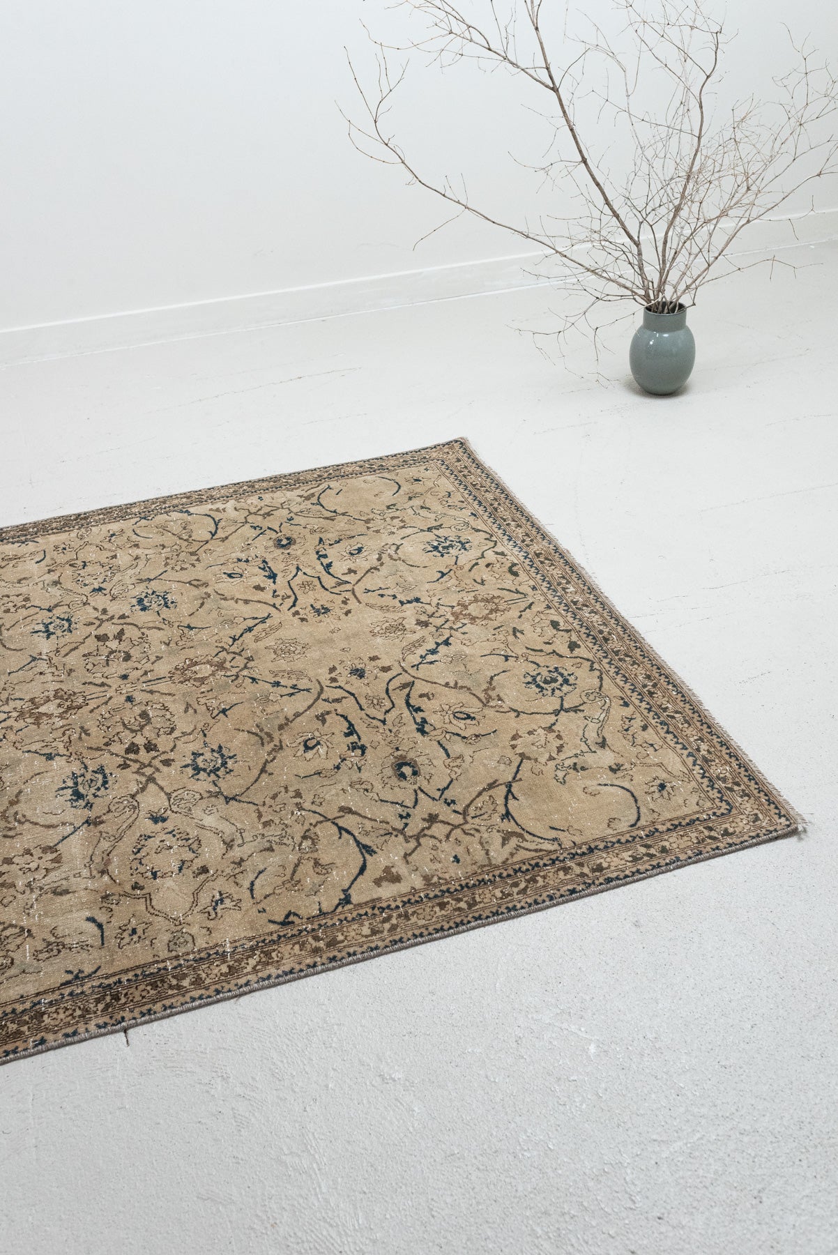 4'5 x 6'2 | Vintage Rug | W-2378 – Curio Rugs
