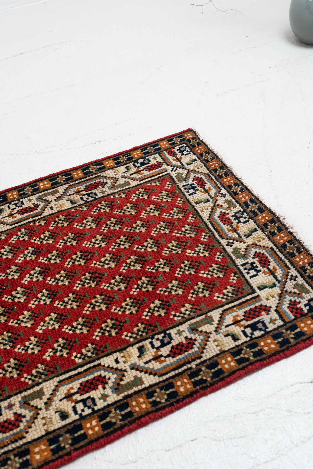 Vintage Mini Rugs For Sale Online - Curio Rugs