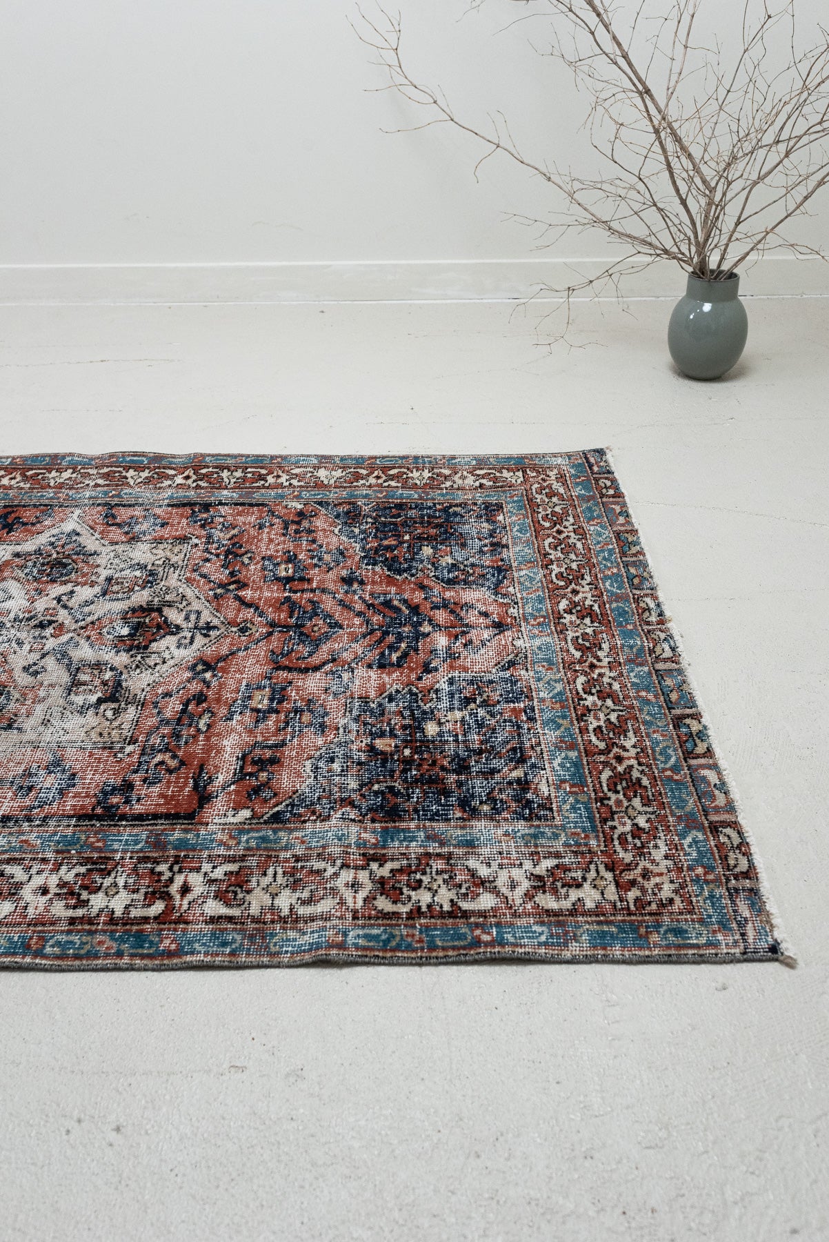 3'10 x 5'10 | Distressed Vintage Rug | N-2554 – Curio Rugs