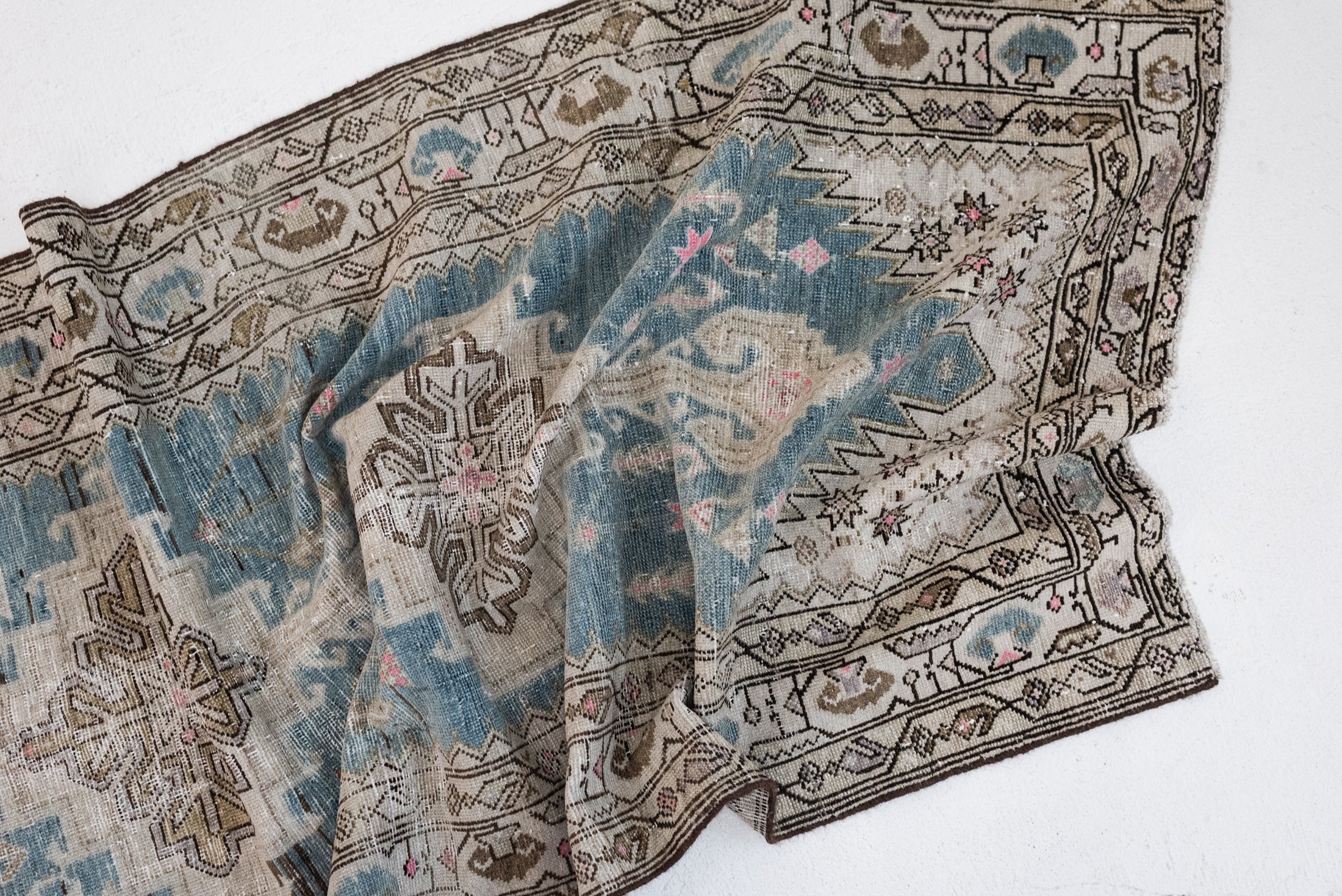 2'10 x 13'2 | R-3815