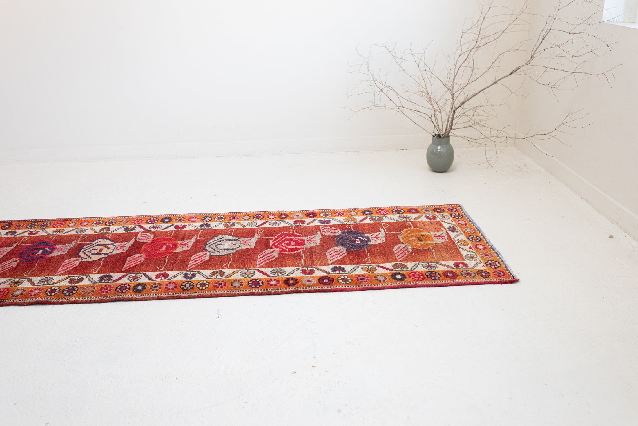 2'9 x 10'0 | Bright Rose Vintage Runner | R-3829