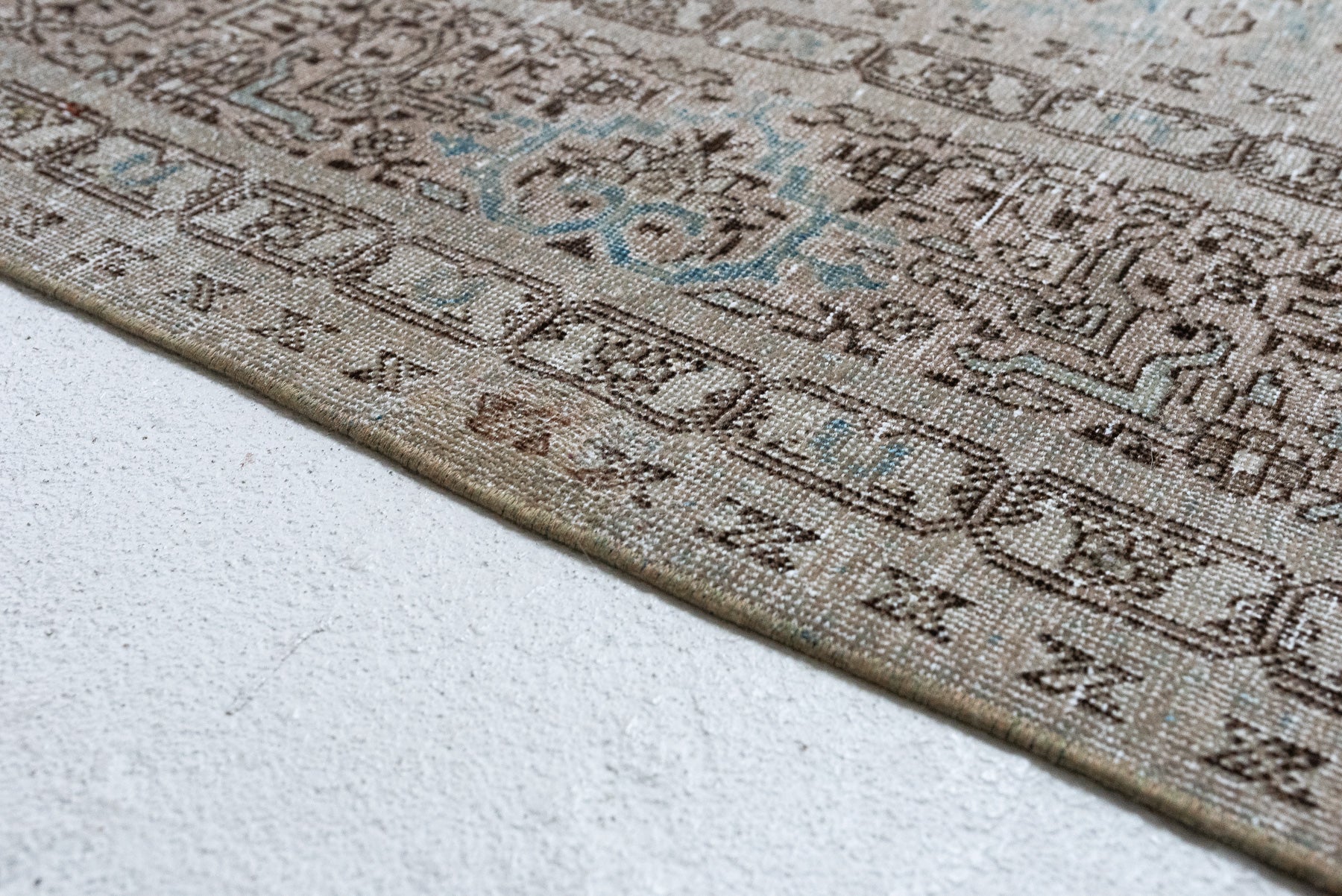 8&#39;3 x 10&#39;7 | Vintage Tabriz | Designers L-2548