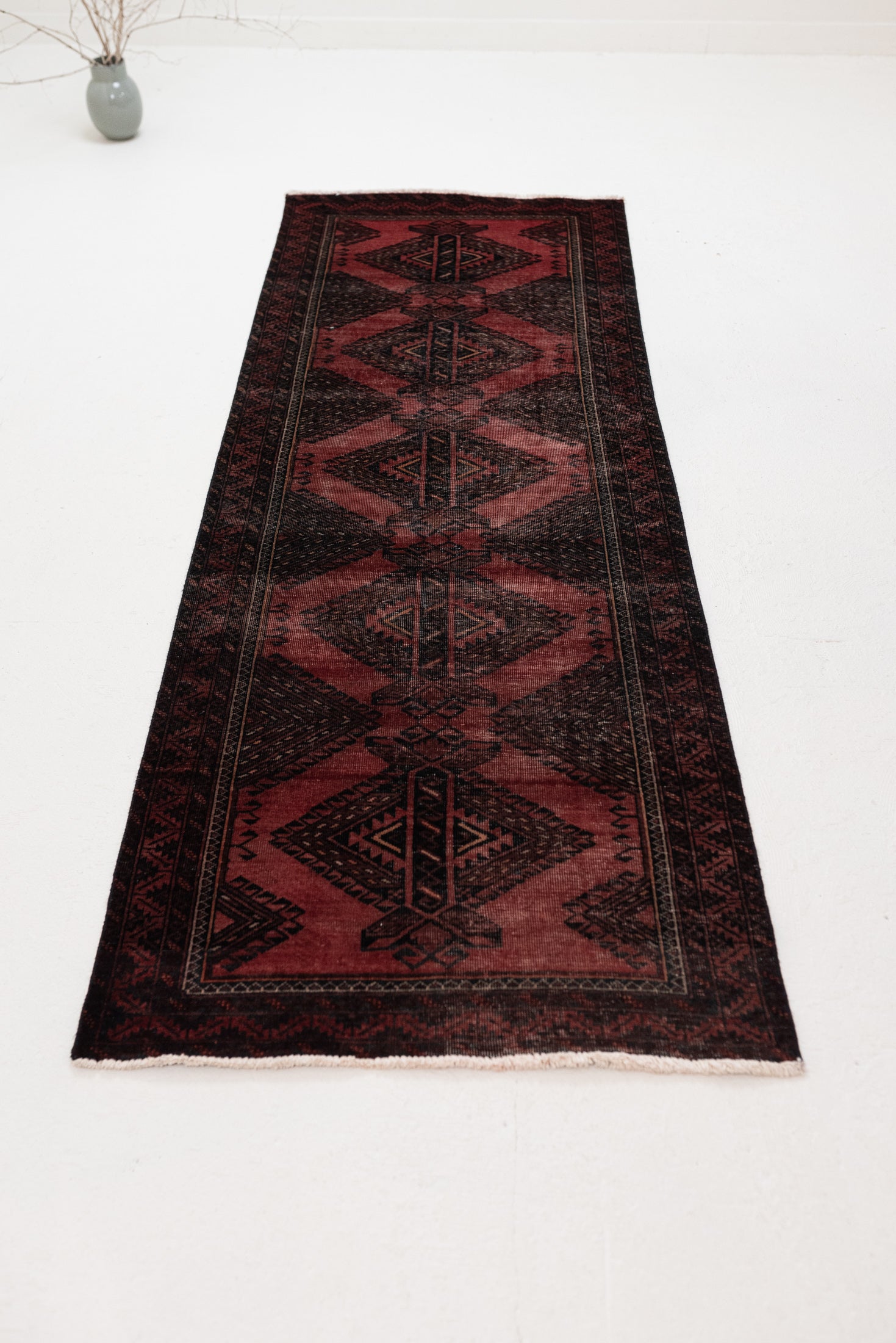 2&#39;10 x 8&#39;2 | Moody Tribal Vintage Runner | R-3034