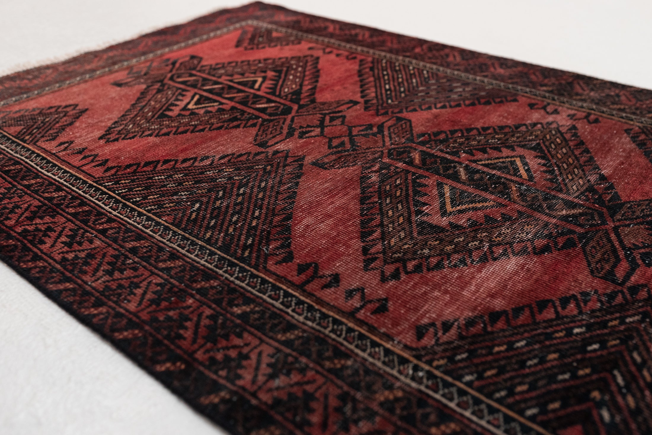 2&#39;10 x 8&#39;2 | Moody Tribal Vintage Runner | R-3034