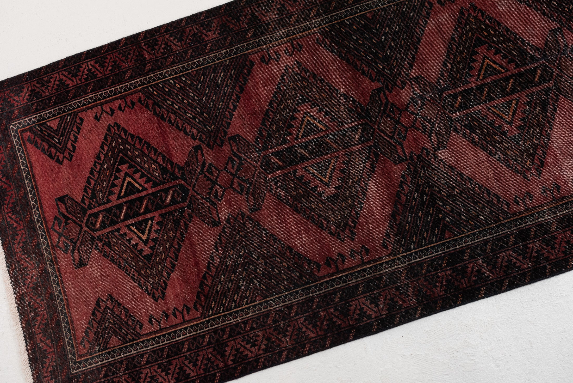 2&#39;10 x 8&#39;2 | Moody Tribal Vintage Runner | R-3034