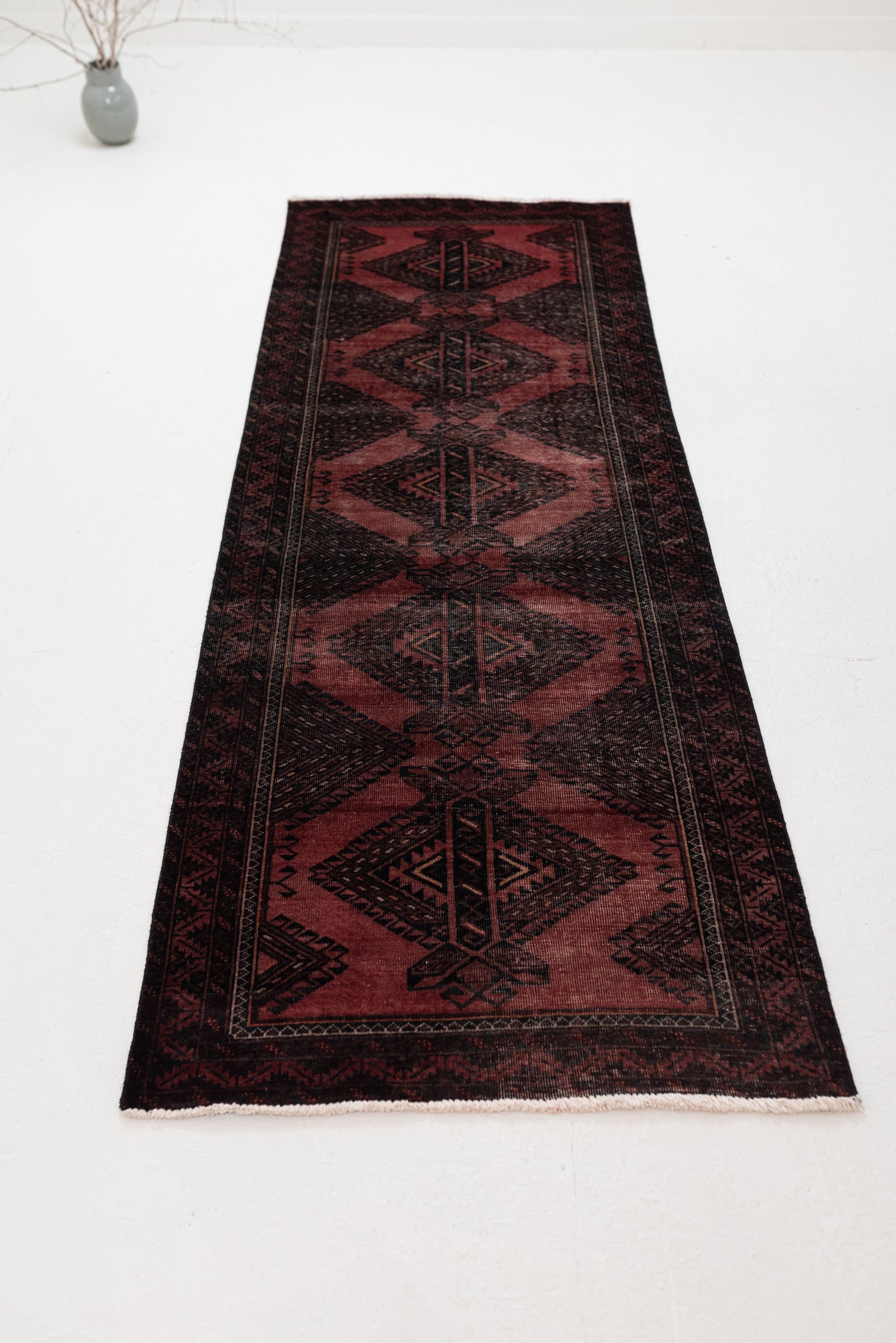 2&#39;10 x 8&#39;2 | Moody Tribal Vintage Runner | R-3034