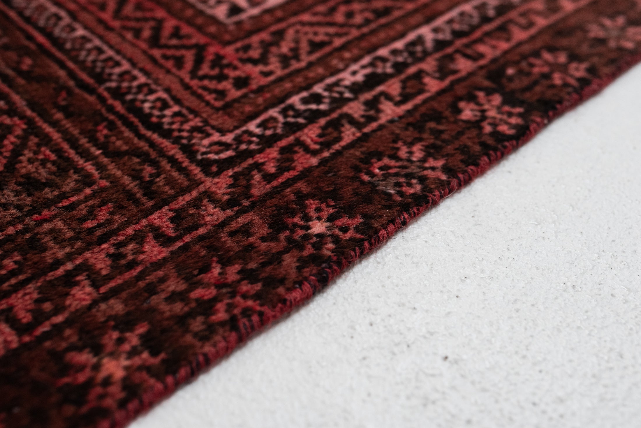 2&#39;2 x 6&#39;11 | Red Vintage Runner | R-3032