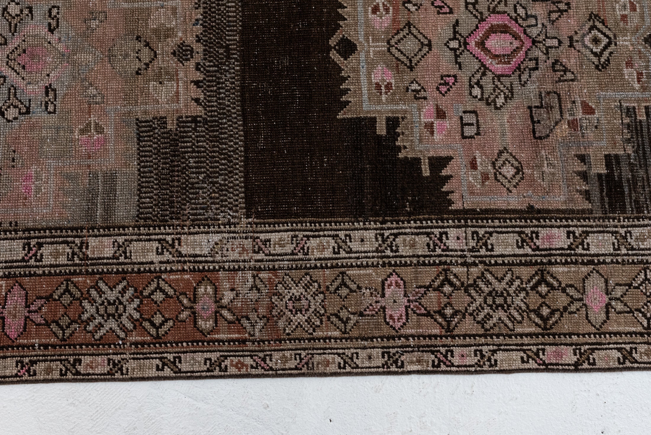 3&#39;1 x 16&#39;0 | Long Antique Runner | CE-R-3062