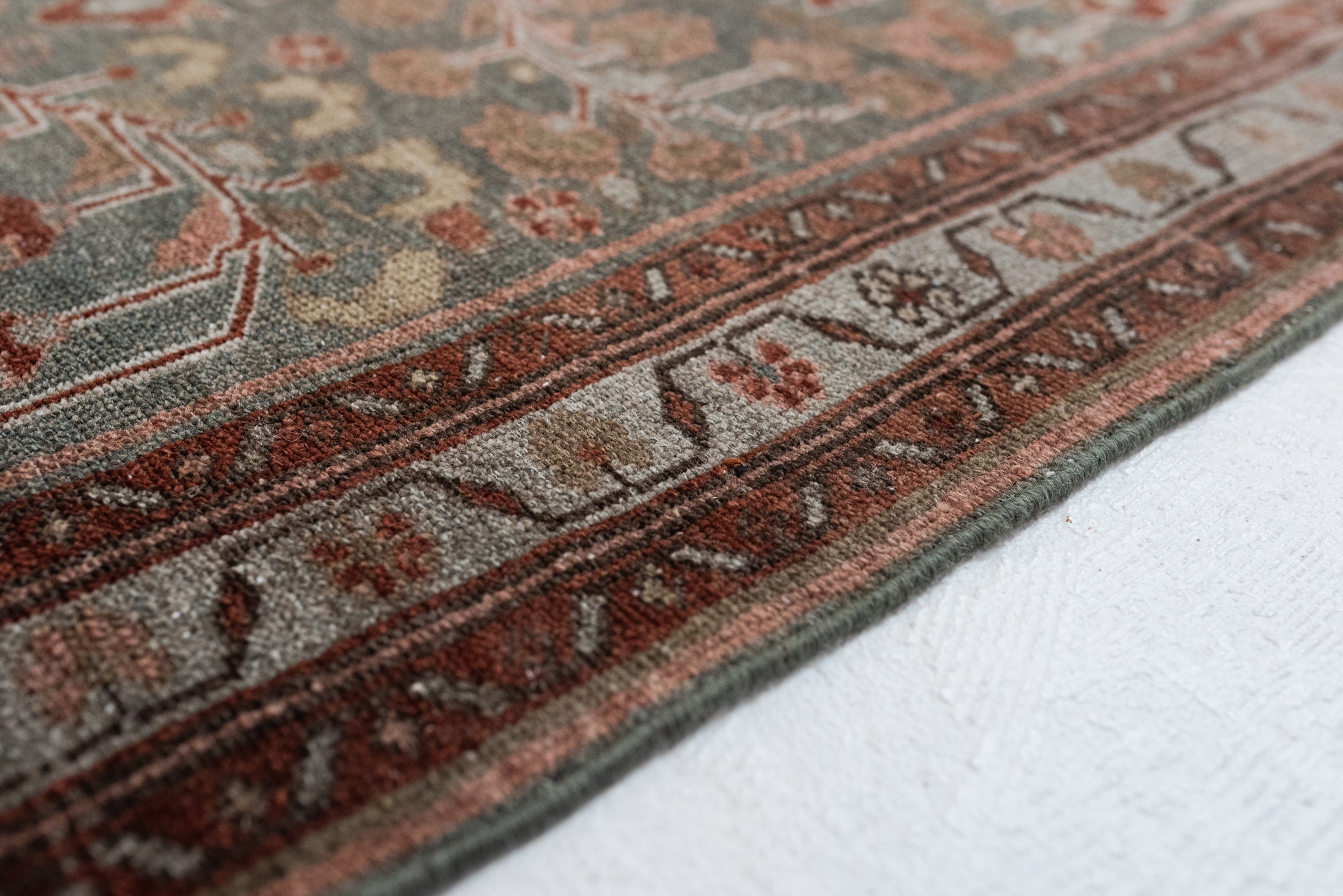 3&#39;2 x 16&#39;7 | Classic Vintage Malayer Runner | CE-R-3061