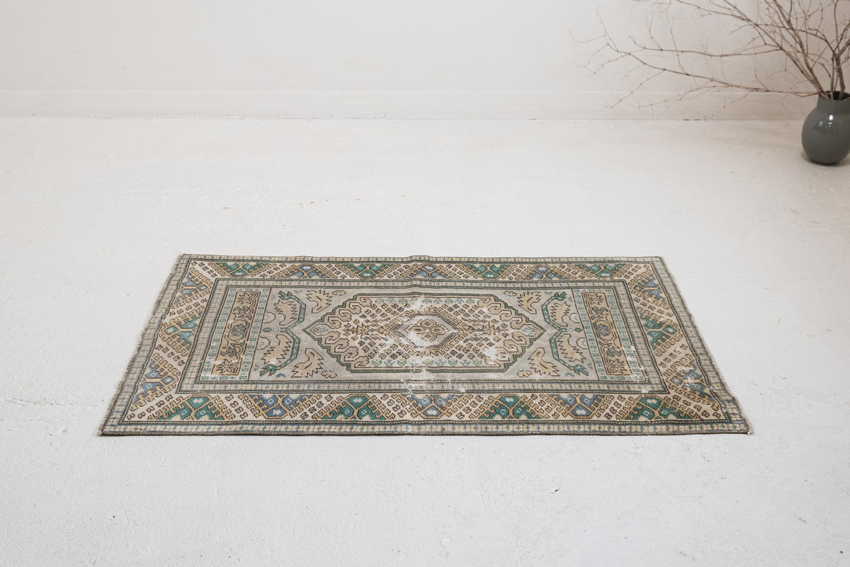 2'5 x 4'0 | W-4989