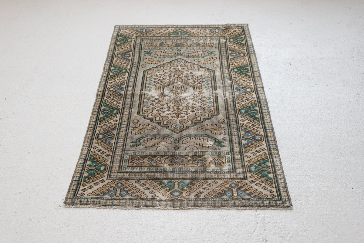 2'5 x 4'0 | W-4989