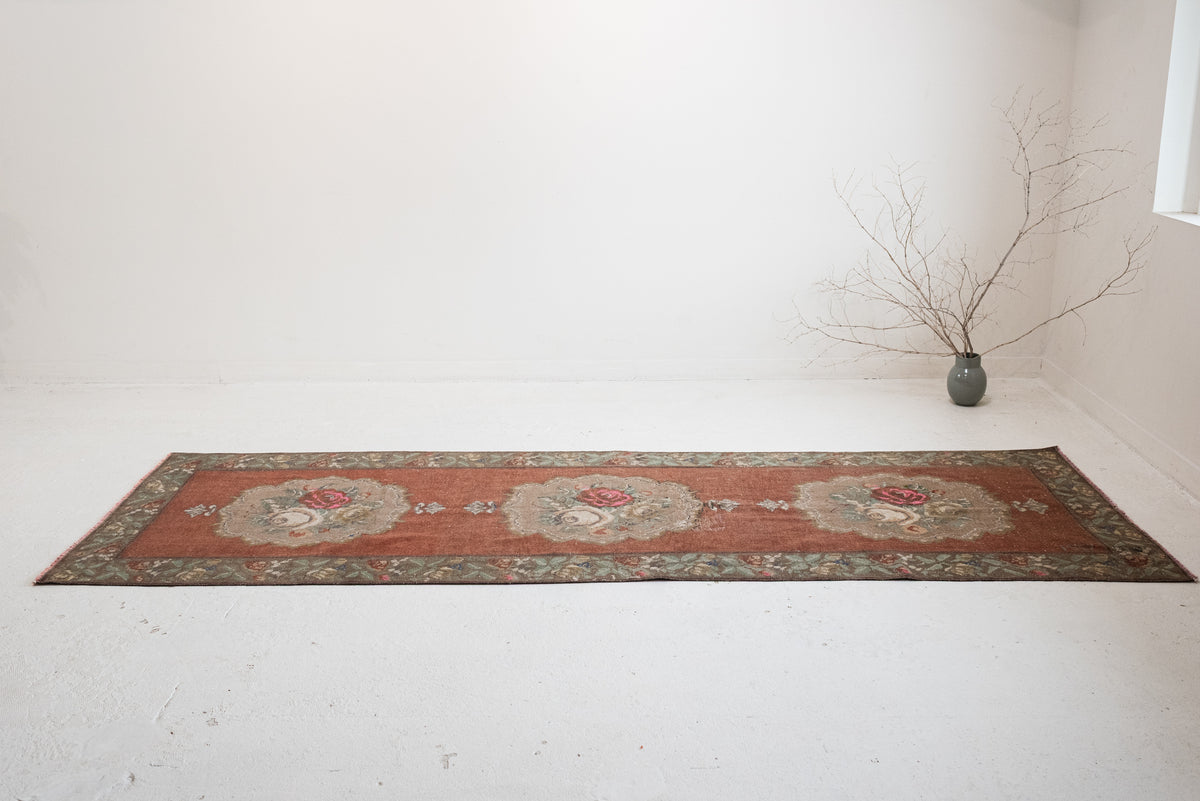 3'8 x 10'7 | R-4983